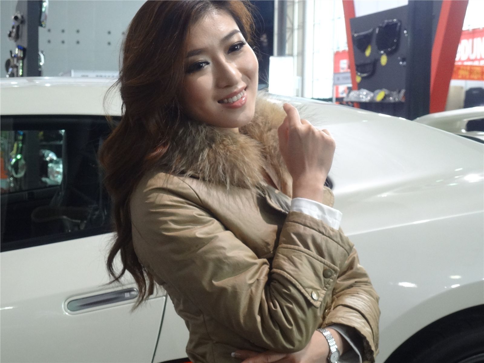 广州改装车展车模 美女模特高清写真