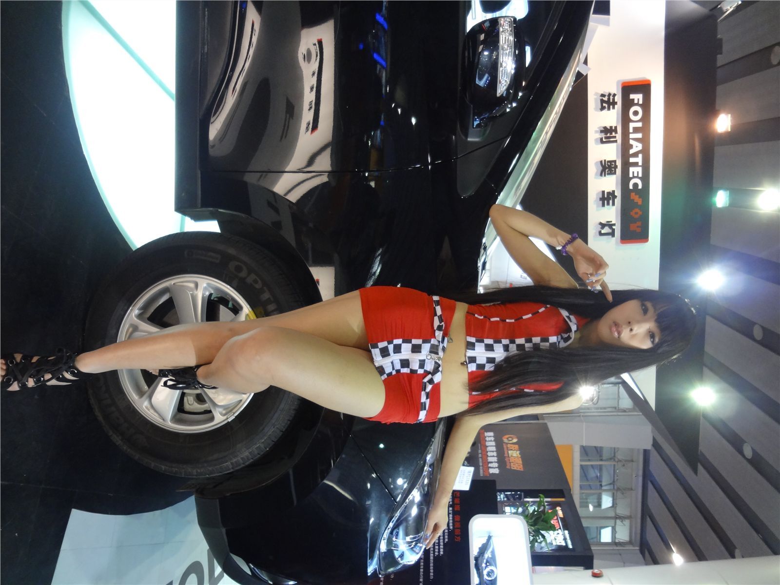 广州改装车展车模 国产美女车模写真套图 (第一套)