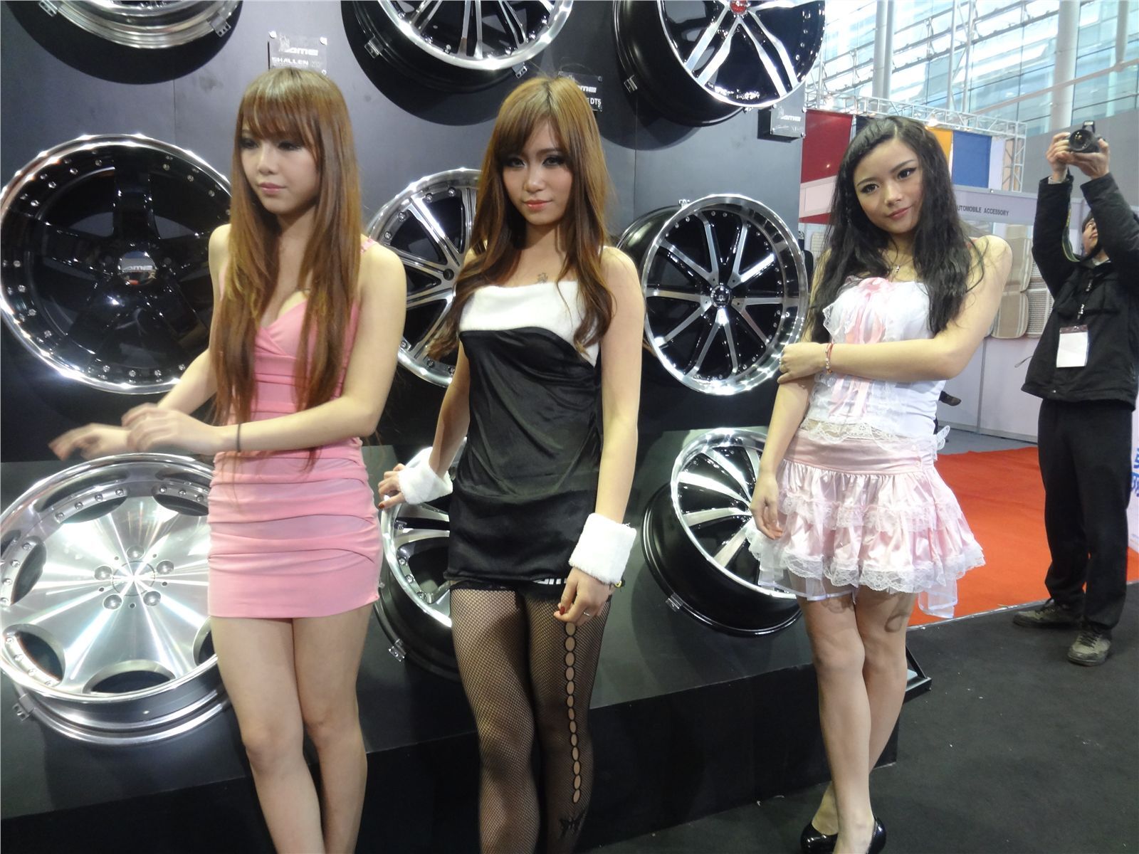 广州改装车展车模 国产美女车模写真套图 (第二套)