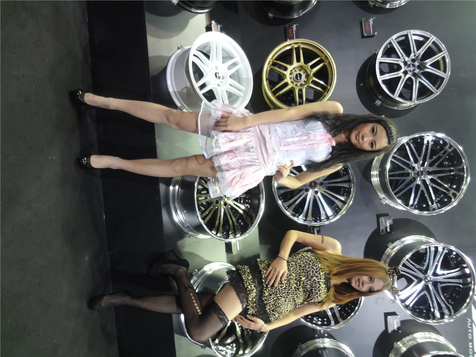 广州改装车展车模 国产美女车模写真套图 (第三套)