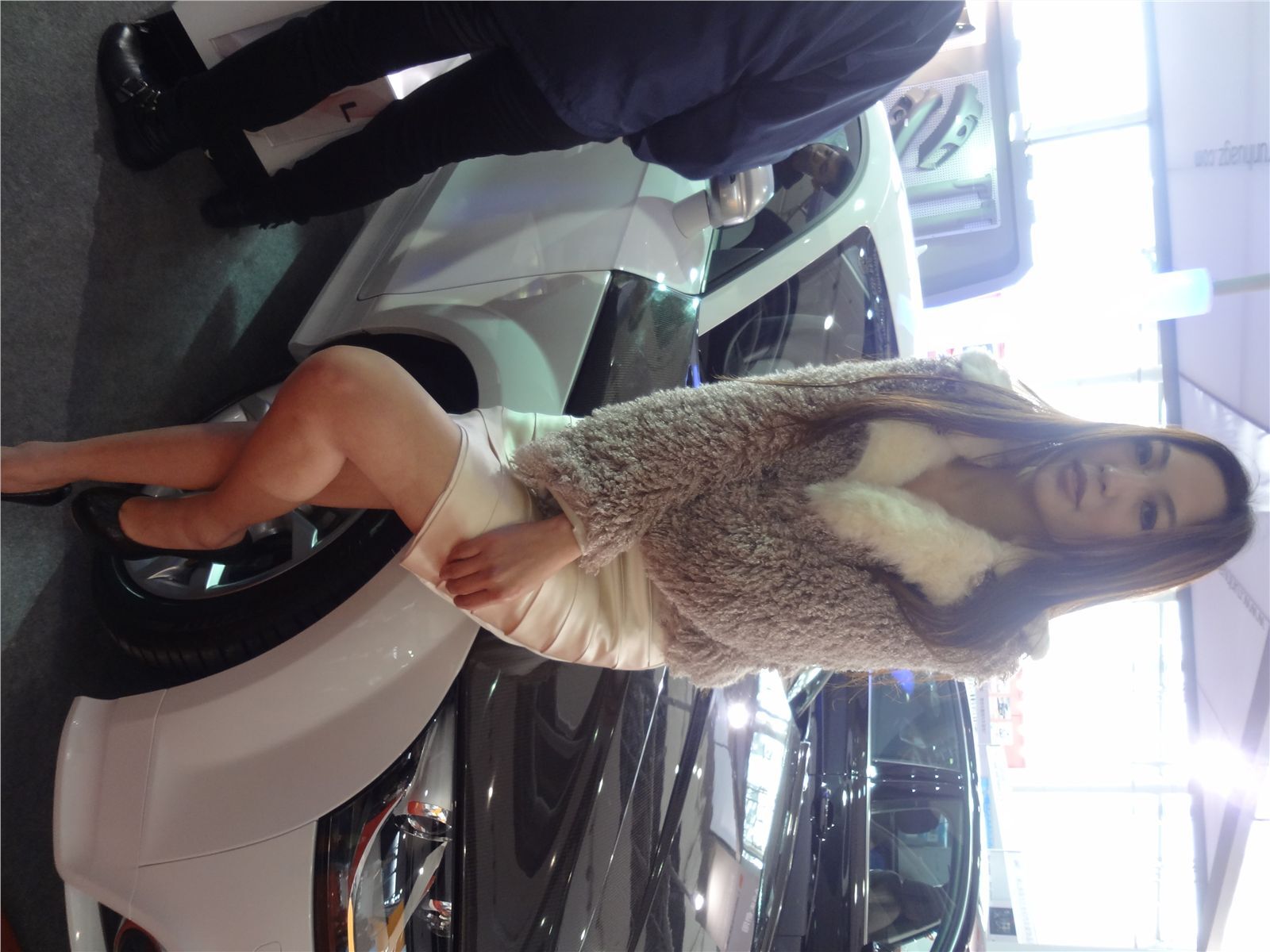 广州改装车展车模 国产美女车模写真套图 (第三套)