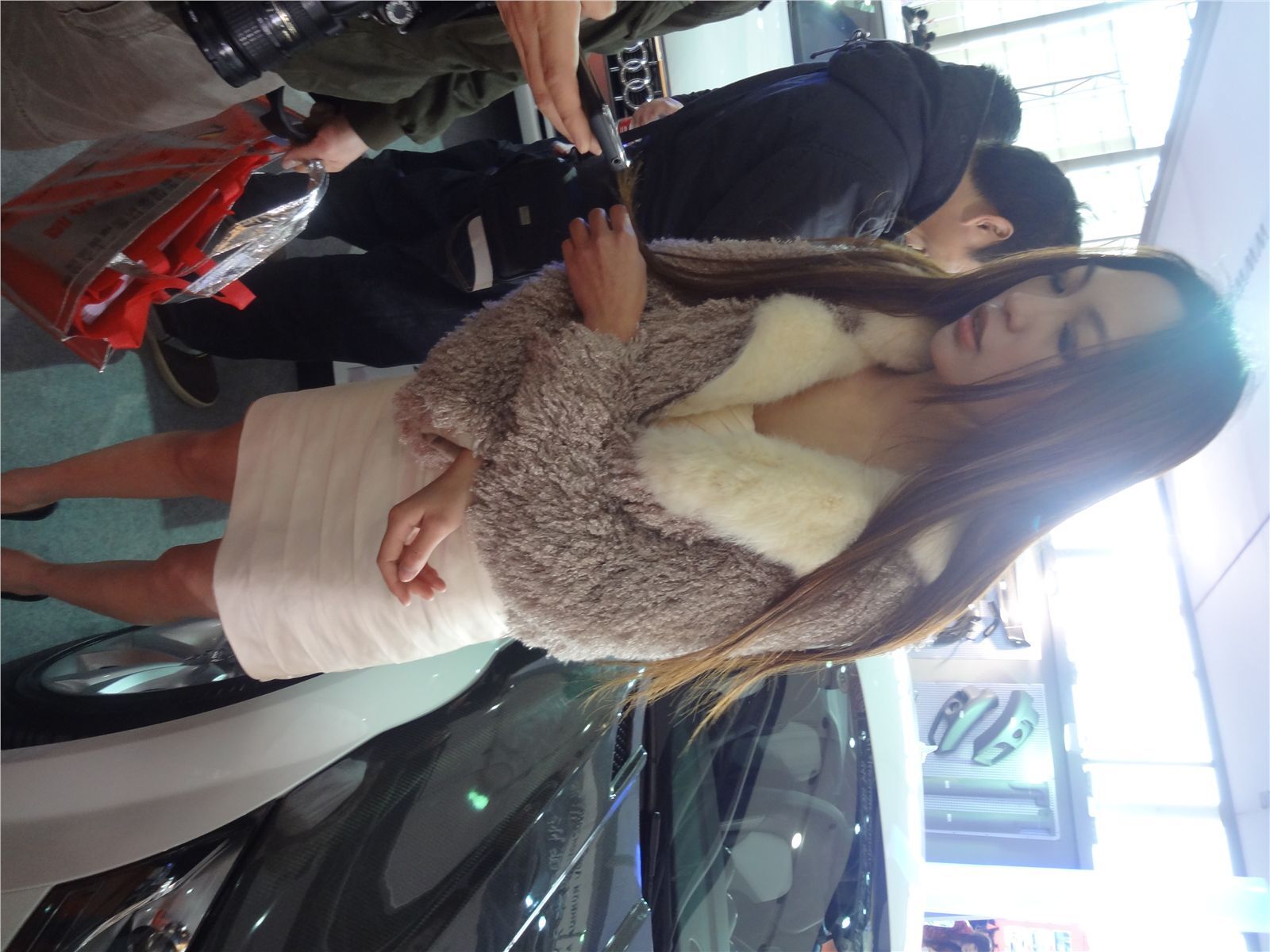 广州改装车展车模 国产美女车模写真套图 (第三套)