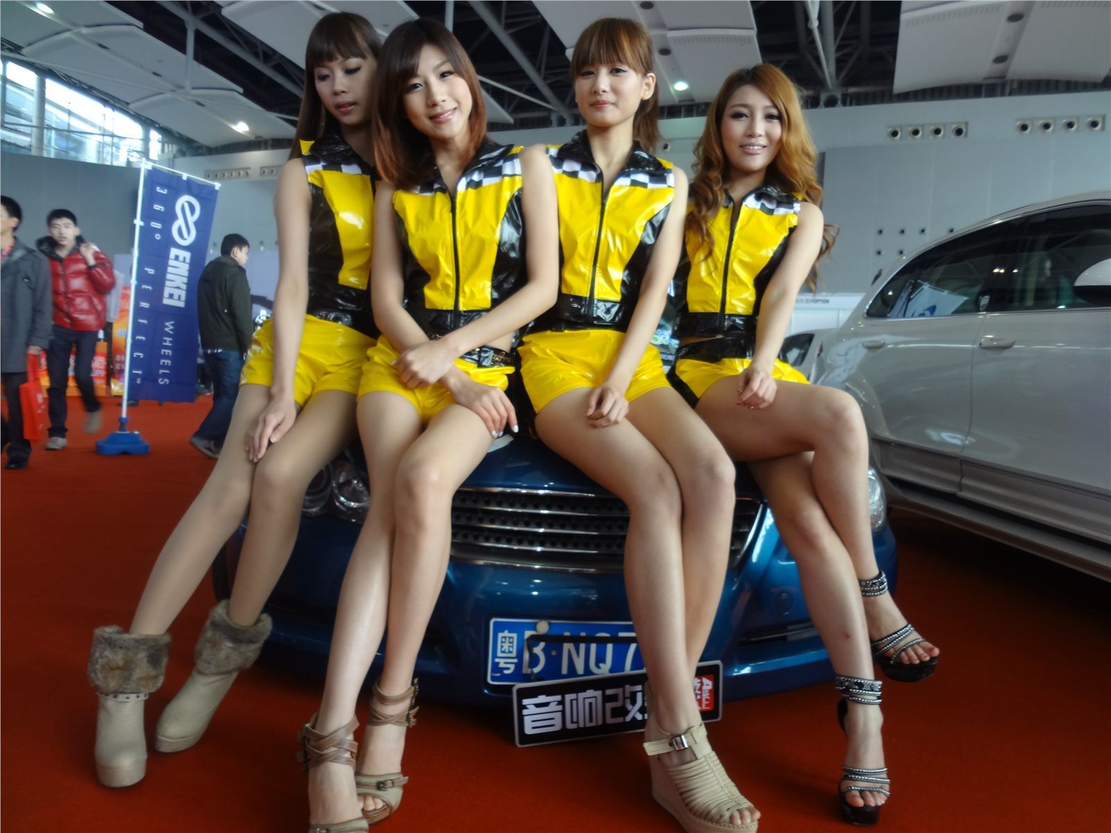 广州改装车展车模 国产美女车模写真套图 (第三套)