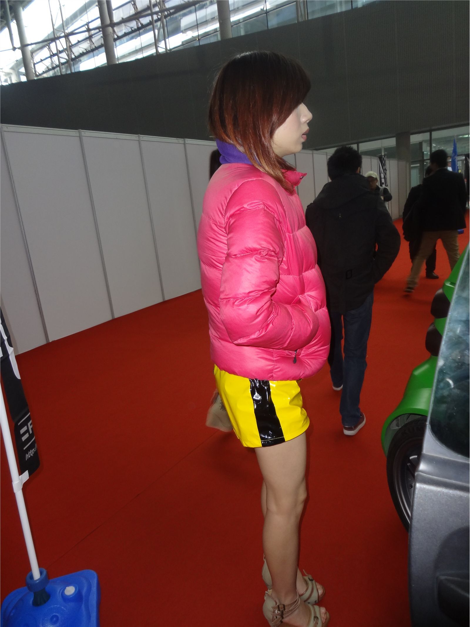 NO222012广州改装车展车模　国产性感美女模特