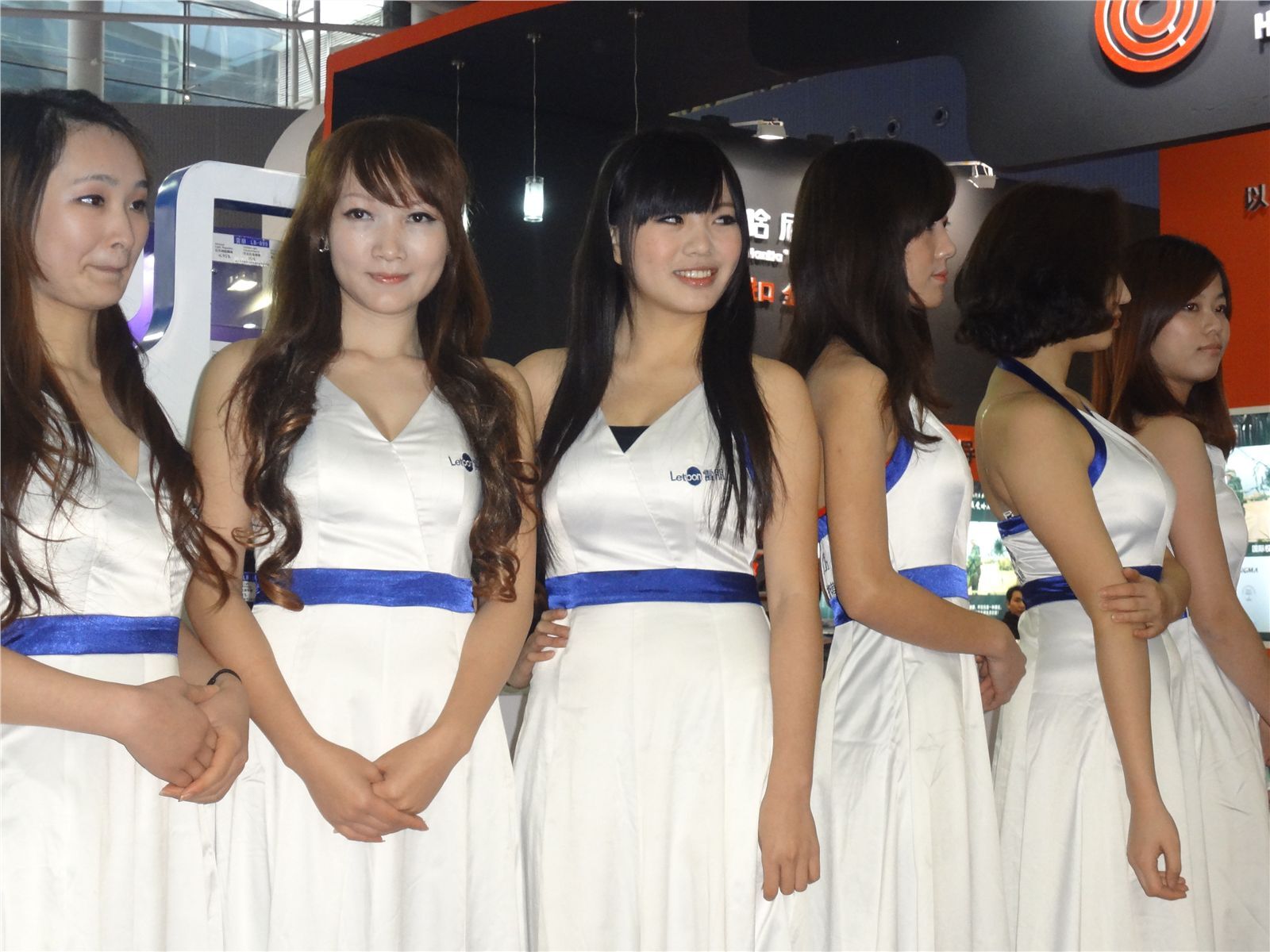 NO232012广州改装车展车模  国产美女模特