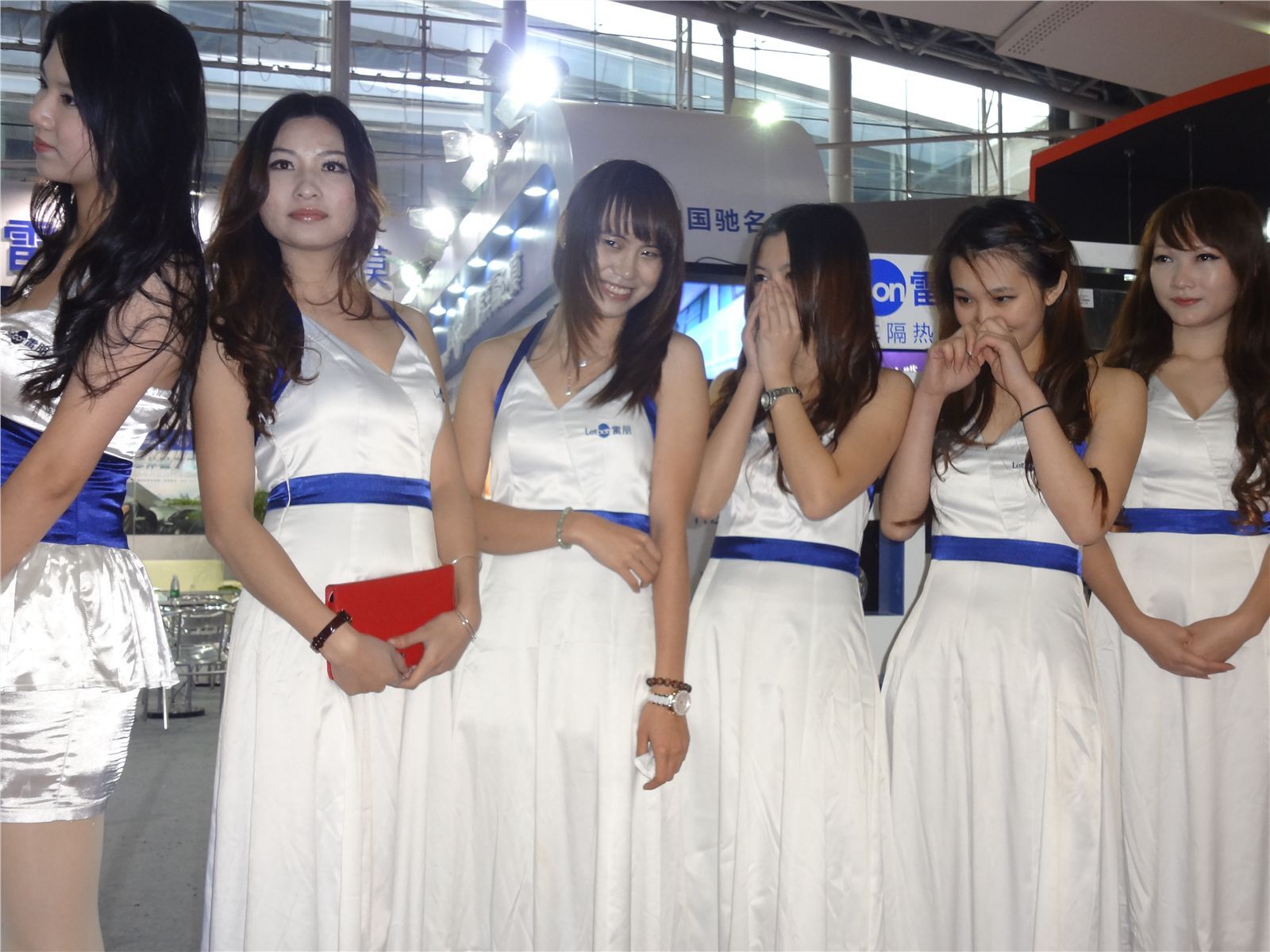 NO232012广州改装车展车模  国产美女模特