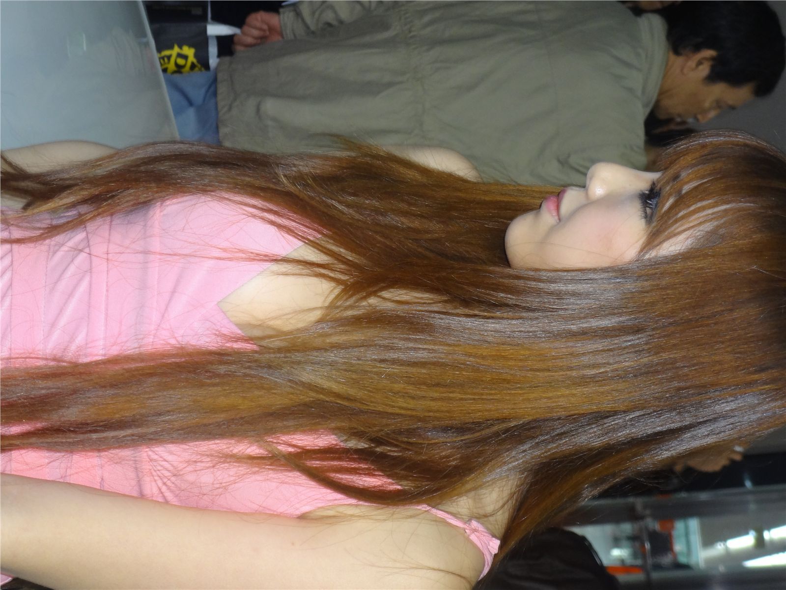 2012广州改装车展车模　国产模特制服诱惑