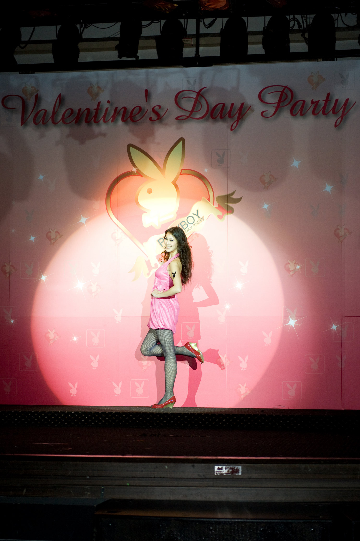 PlayBoy模特展秀时装箱包 国产美腿模特套图