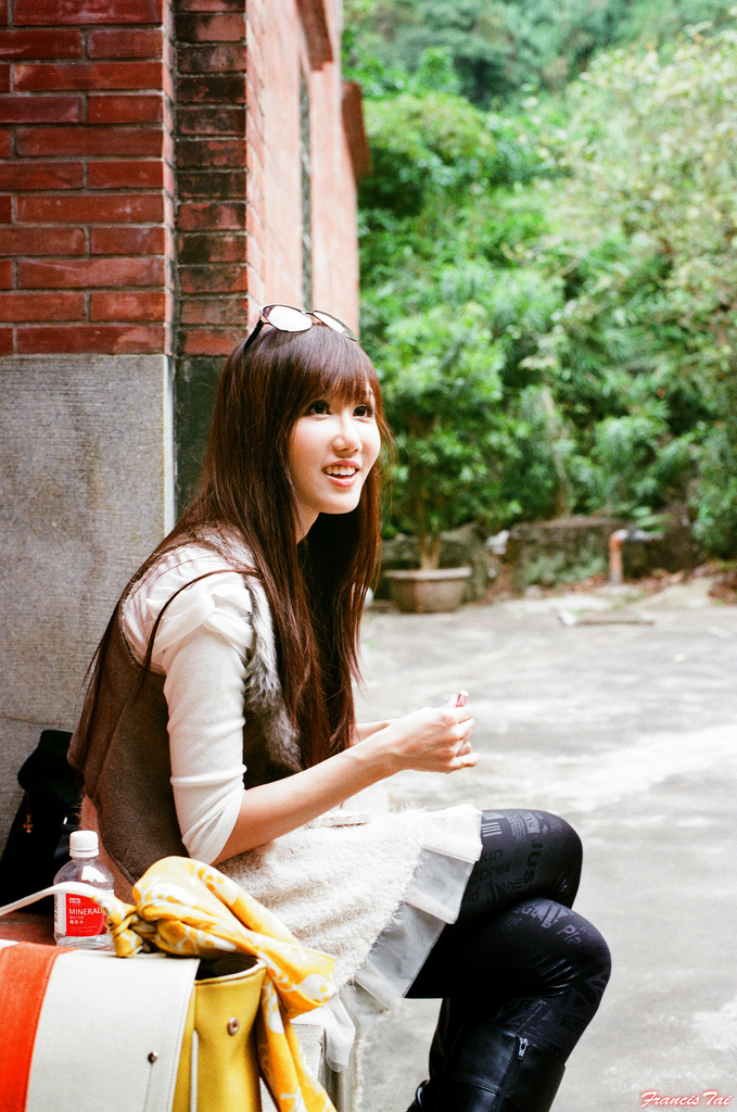 Sara 可藍 南園外拍 高清晰超大美少女图片打包下载