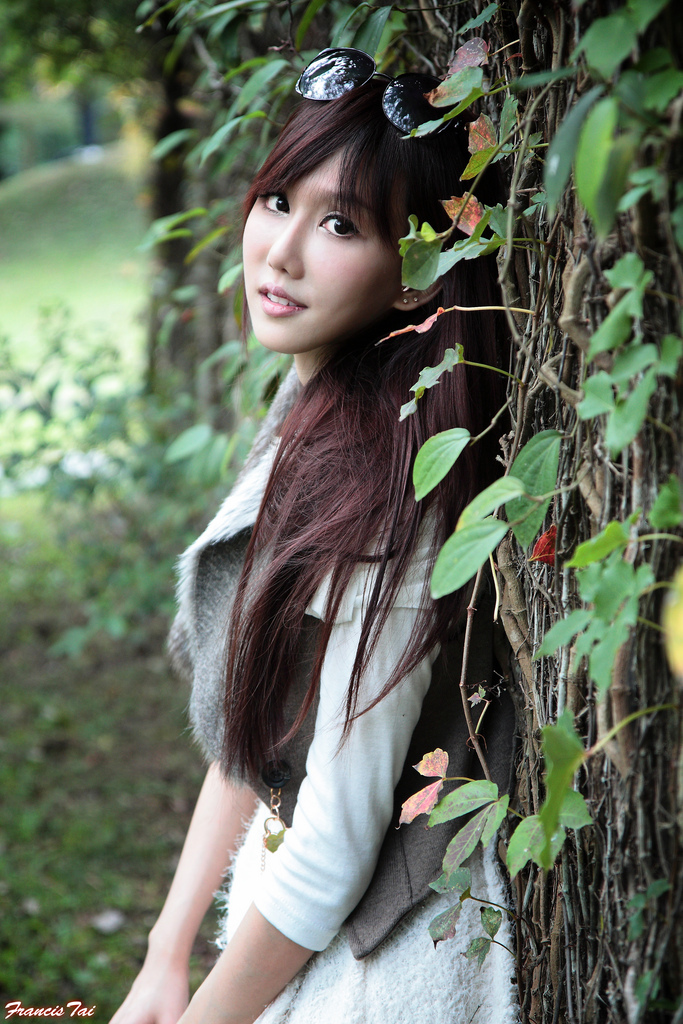 Sara 可藍 南園外拍 高清晰超大美少女图片打包下载