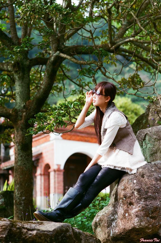 Sara 可藍 南園外拍 高清晰超大美少女图片打包下载