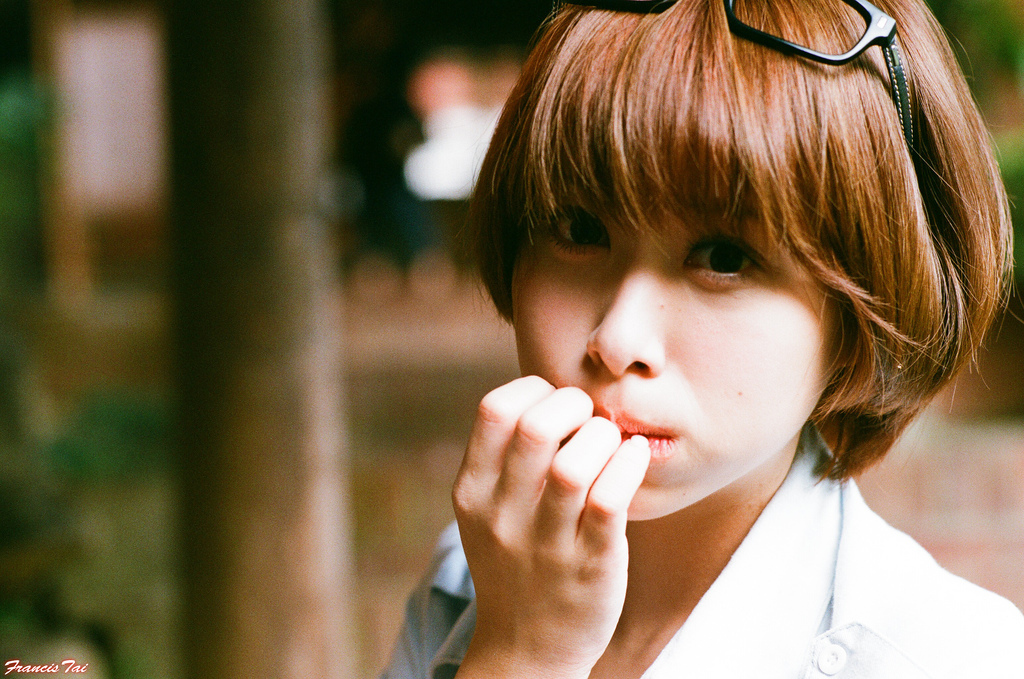 Sara 可藍 南園外拍 高清晰超大美少女图片打包下载