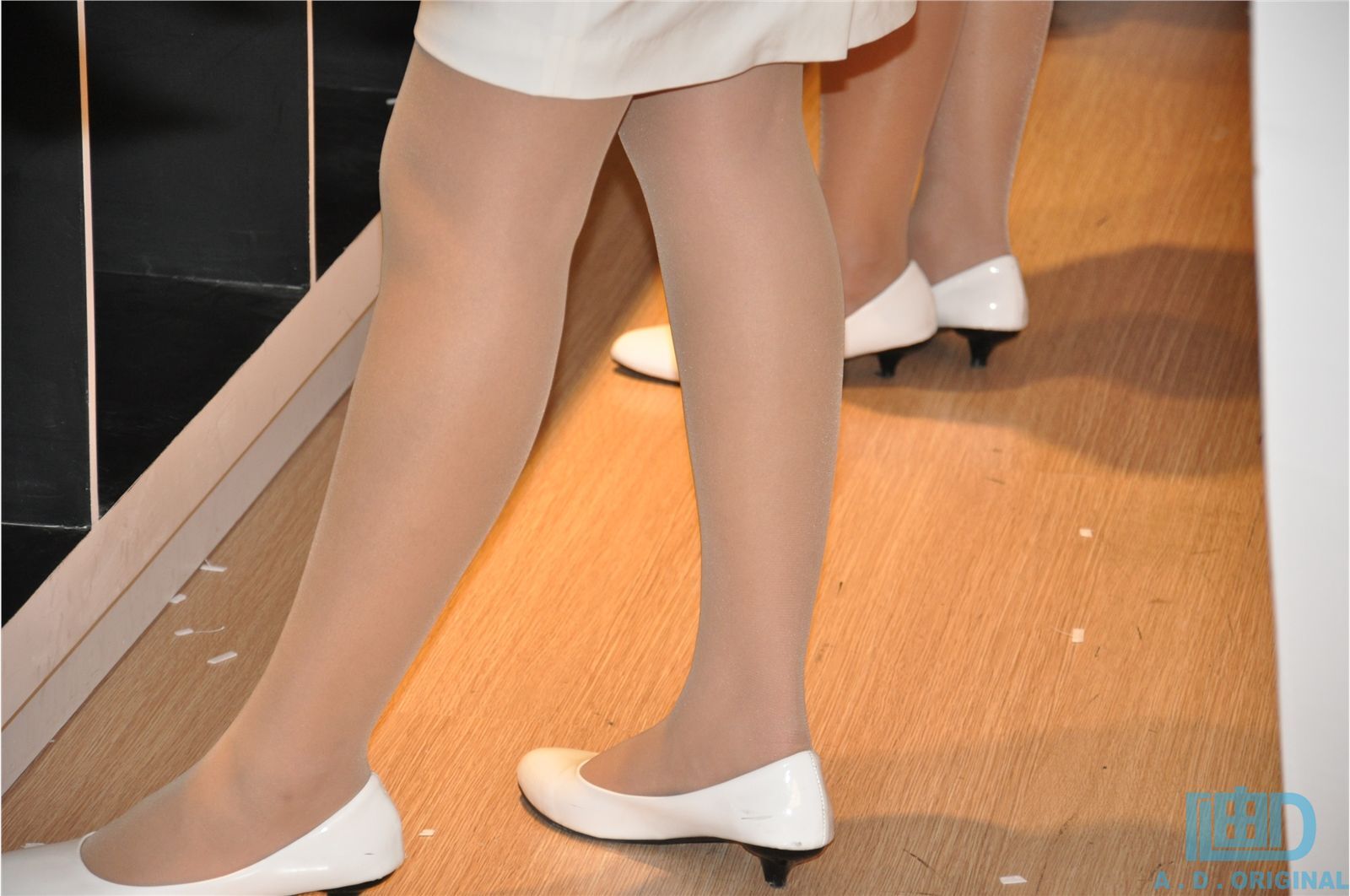 长春车展车模第一季   国内模特美腿写真