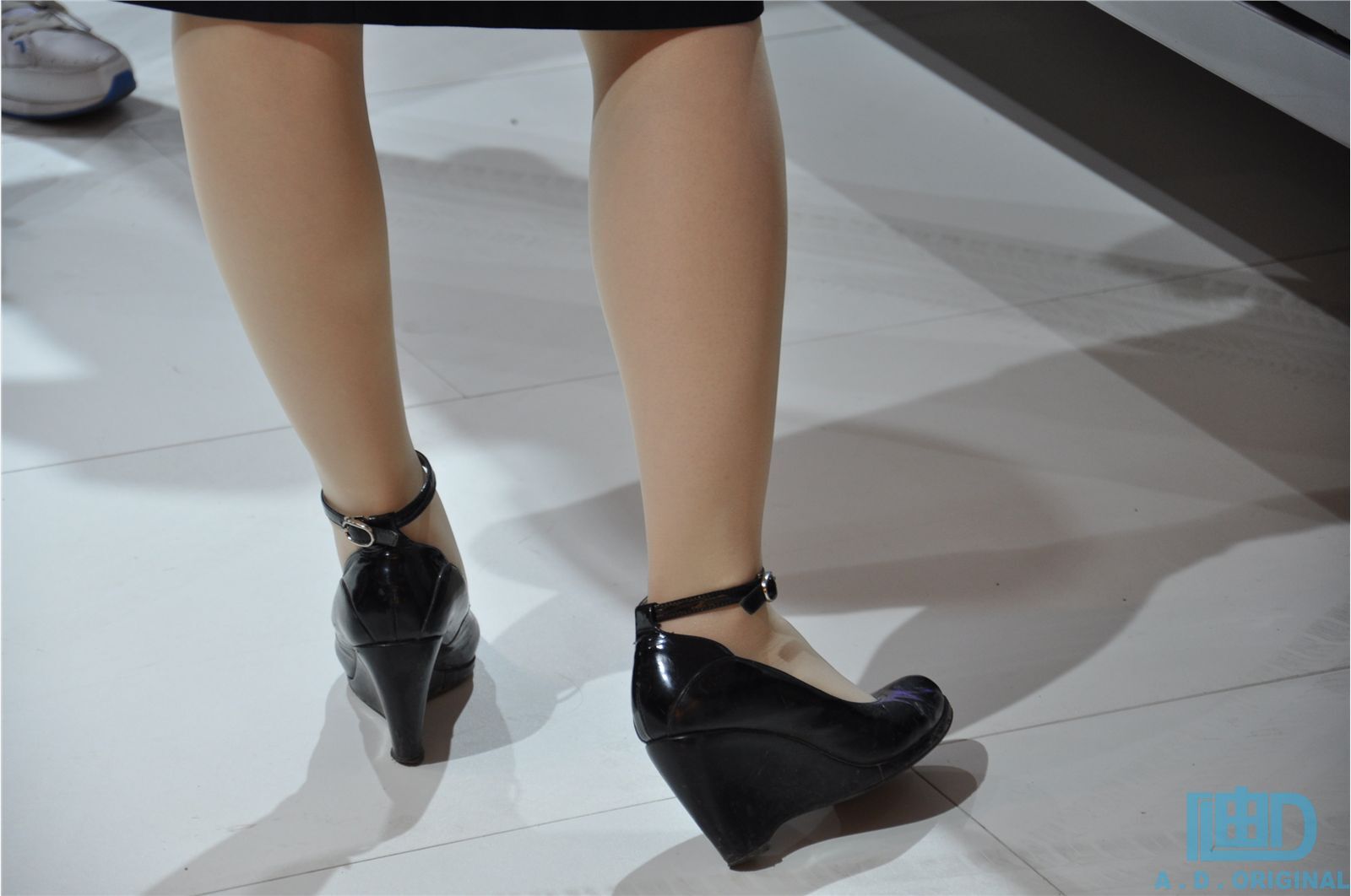 长春车展车模第一季   国内模特美腿写真