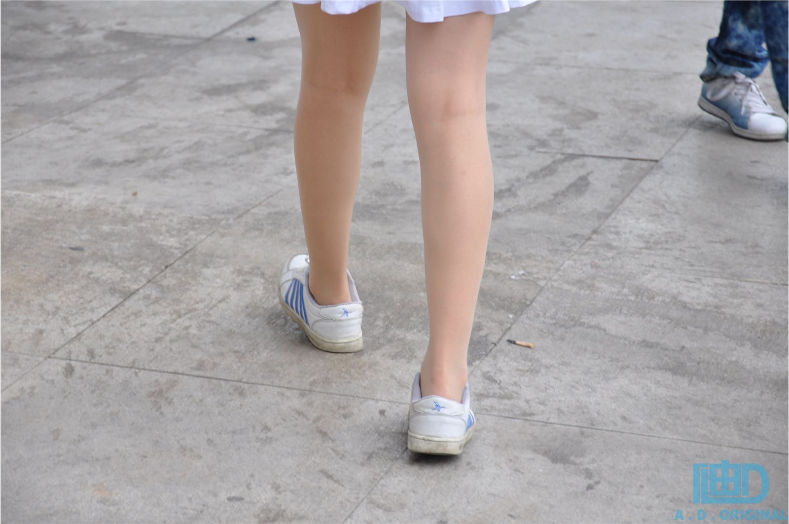 长春车展车模第二季   国内模特美腿写真