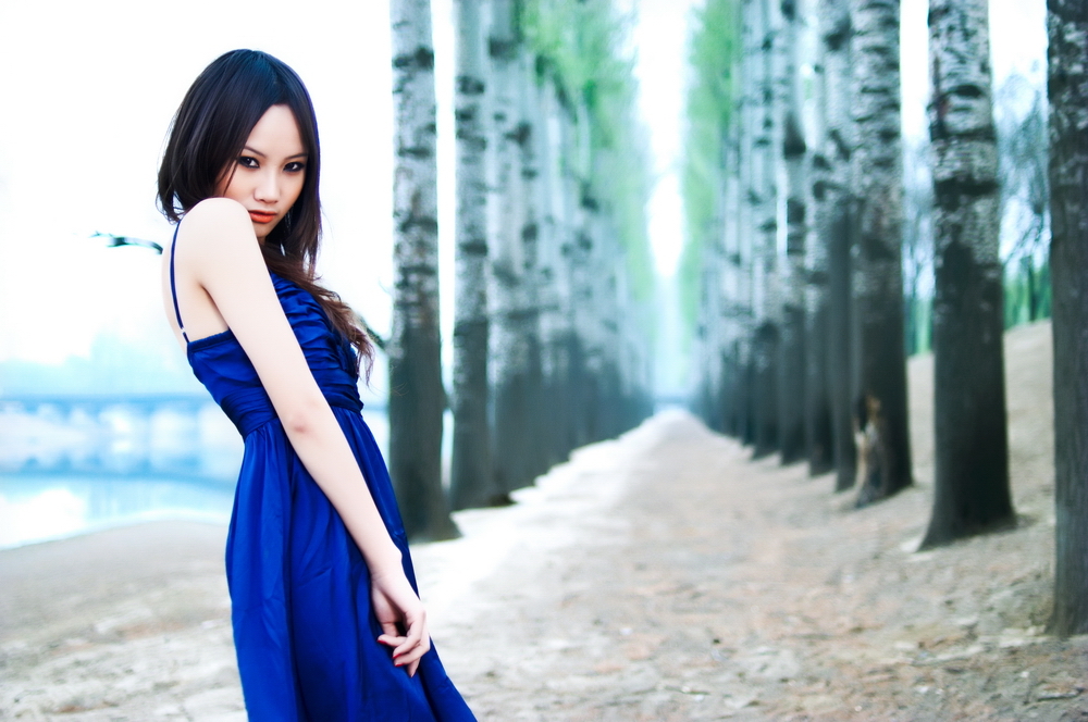 [精品套图] 水之树林 模特陈韵[26P15.4M]