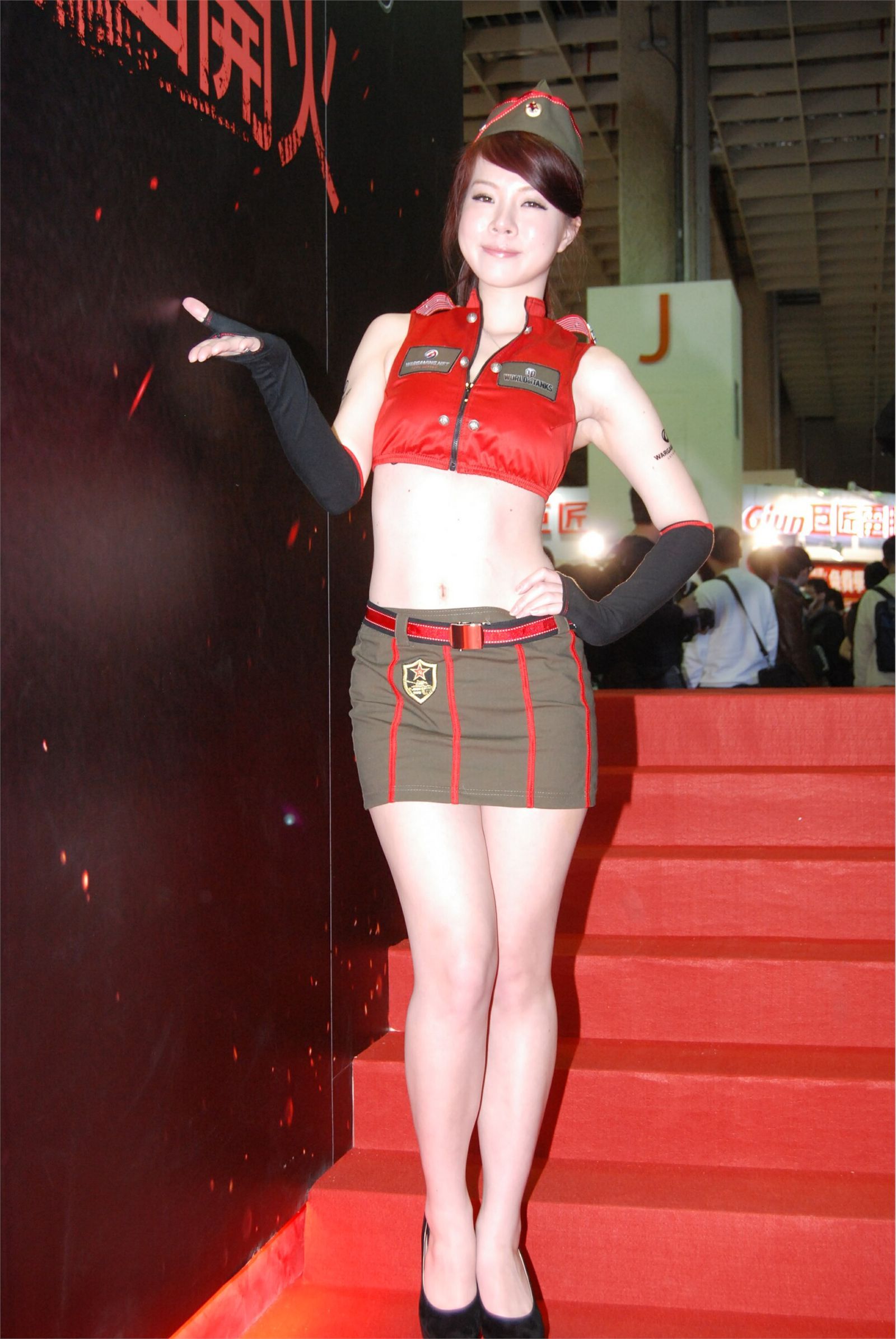 爆乳性感美女私房写真之呢喃娇妻性挑逗