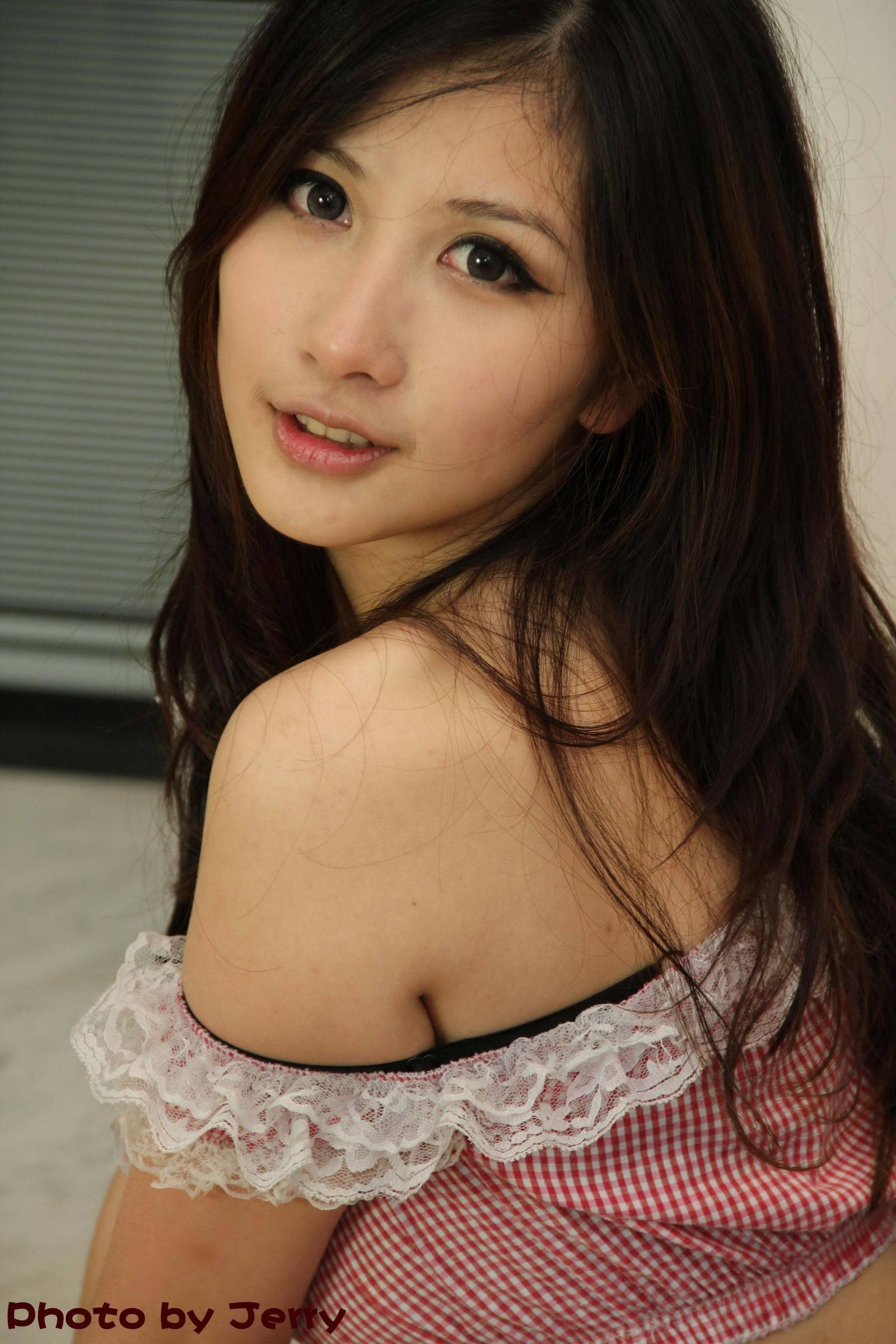 爆乳性感美女私房写真之呢喃娇妻性挑逗