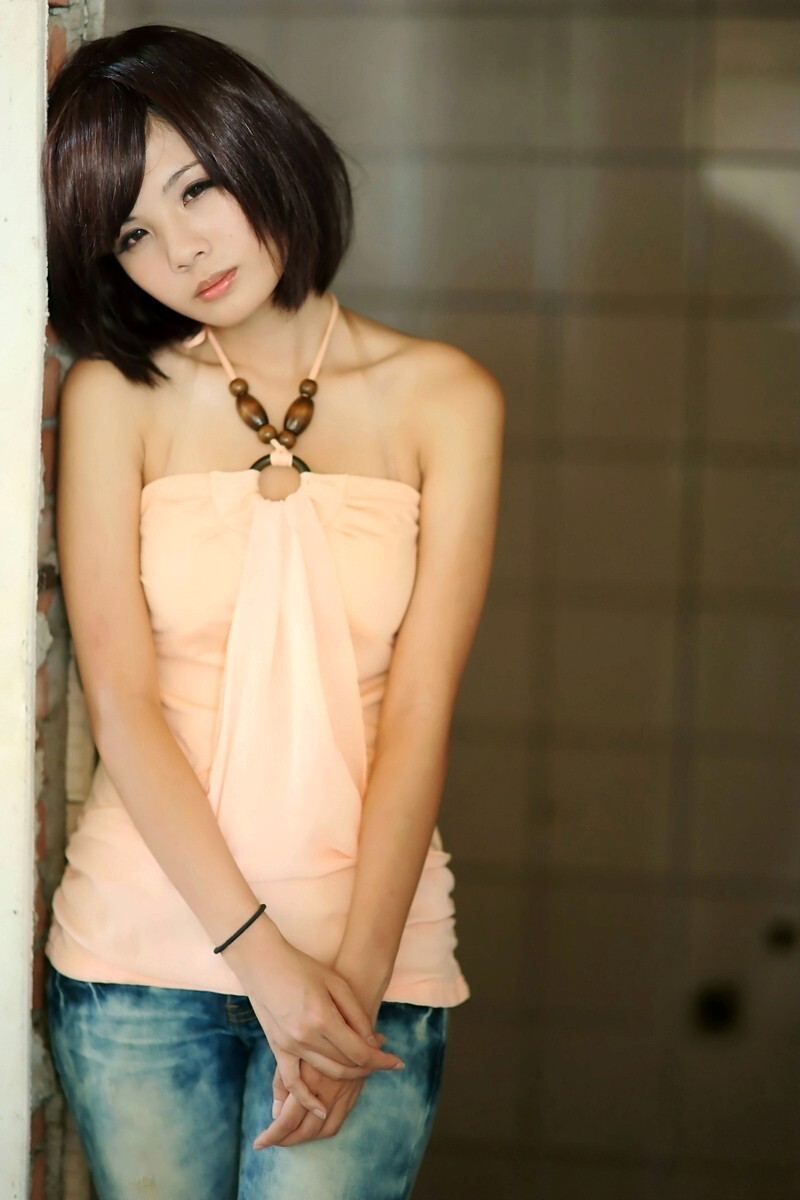 国产美腿模特美女高清写真套图