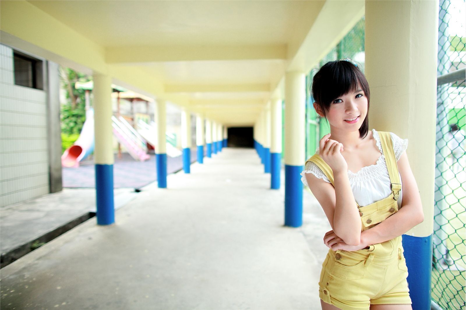 台湾美女麻豆小敬图集系列　国产丝袜美女诱惑套图