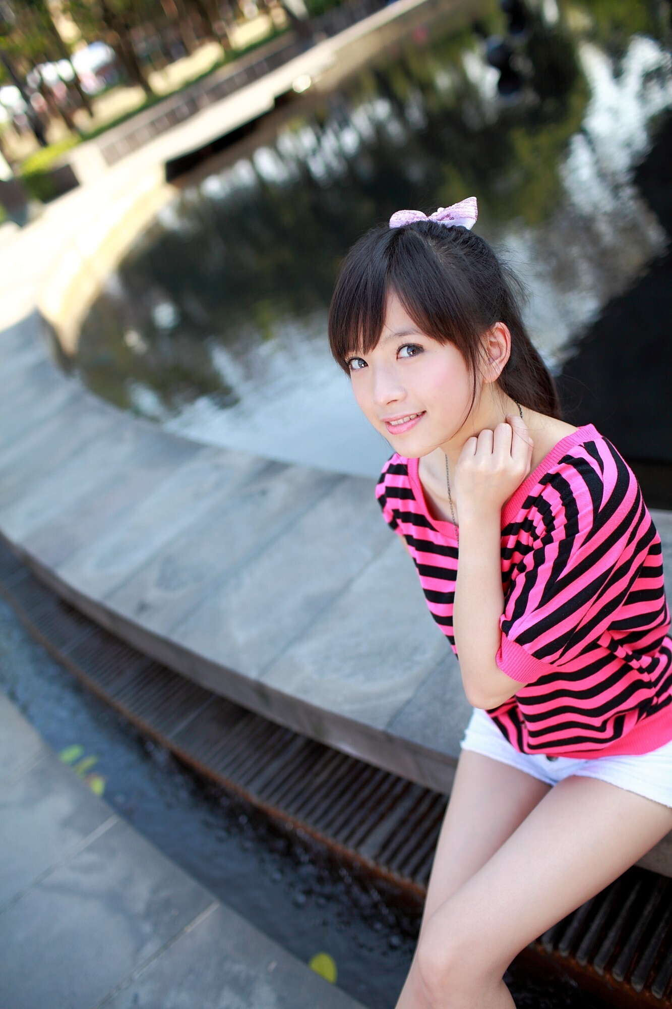 台湾美女麻豆小敬图集系列　国产丝袜美女诱惑套图