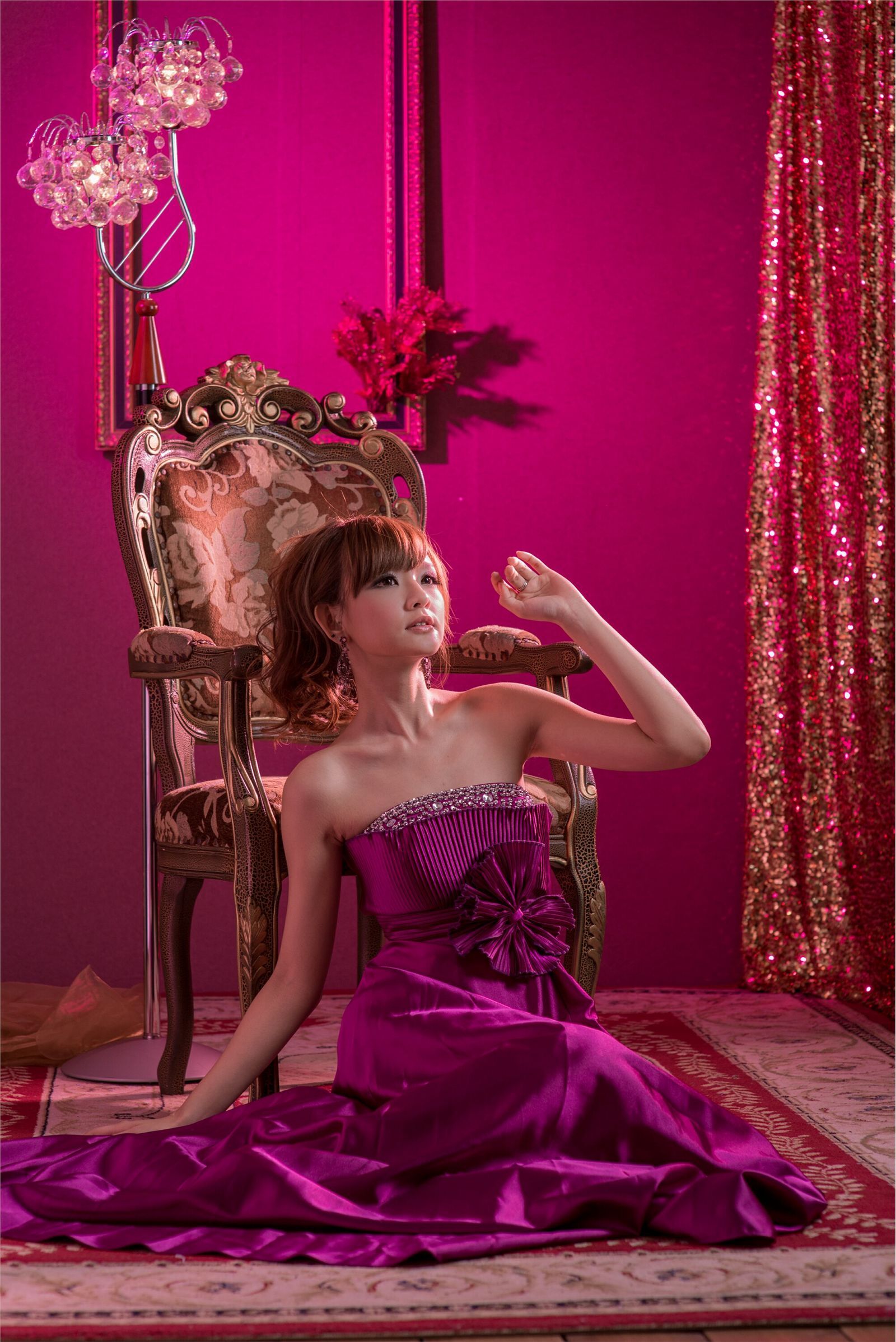 花現台北 八月花神小安 Mini 棚拍 MSI超頻大賽 搞清美女图片