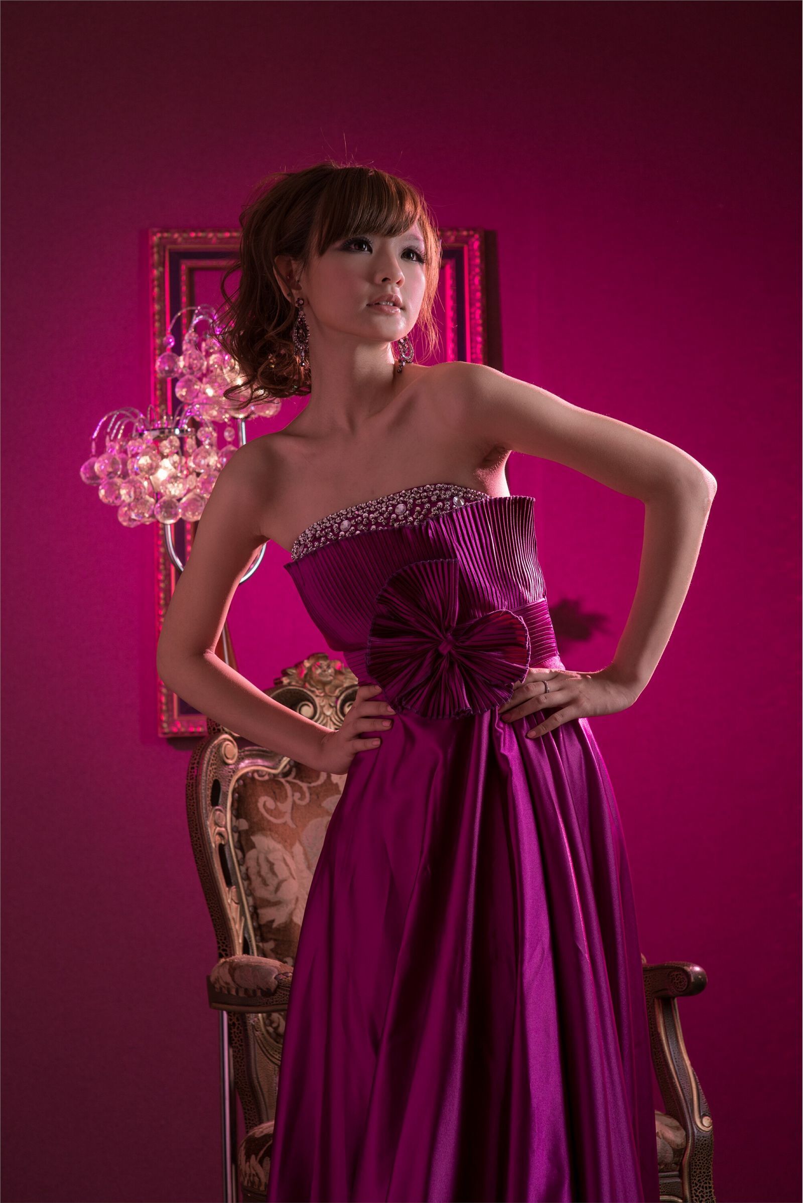 花現台北 八月花神小安 Mini 棚拍 MSI超頻大賽 搞清美女图片