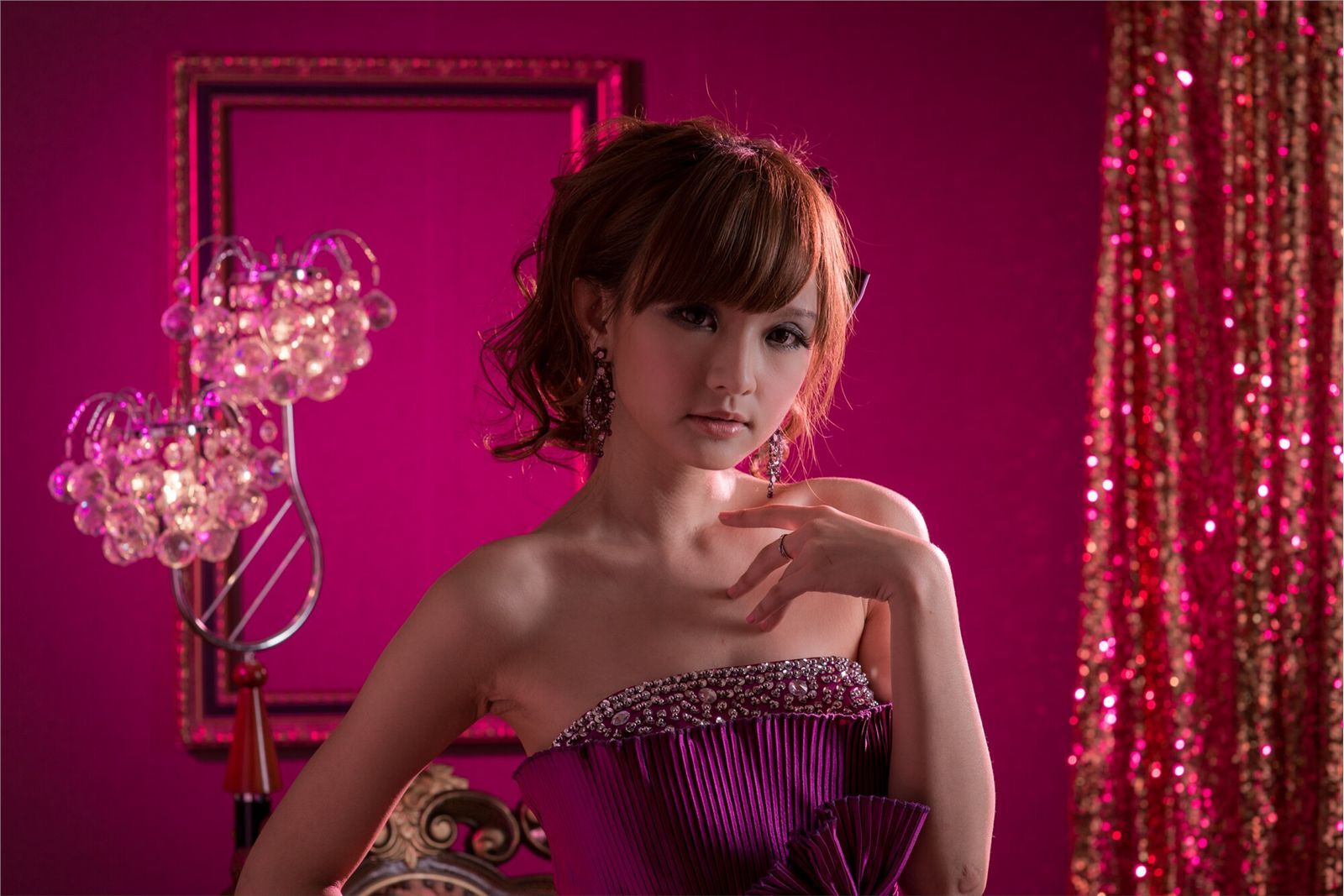 花現台北 八月花神小安 Mini 棚拍 MSI超頻大賽 搞清美女图片