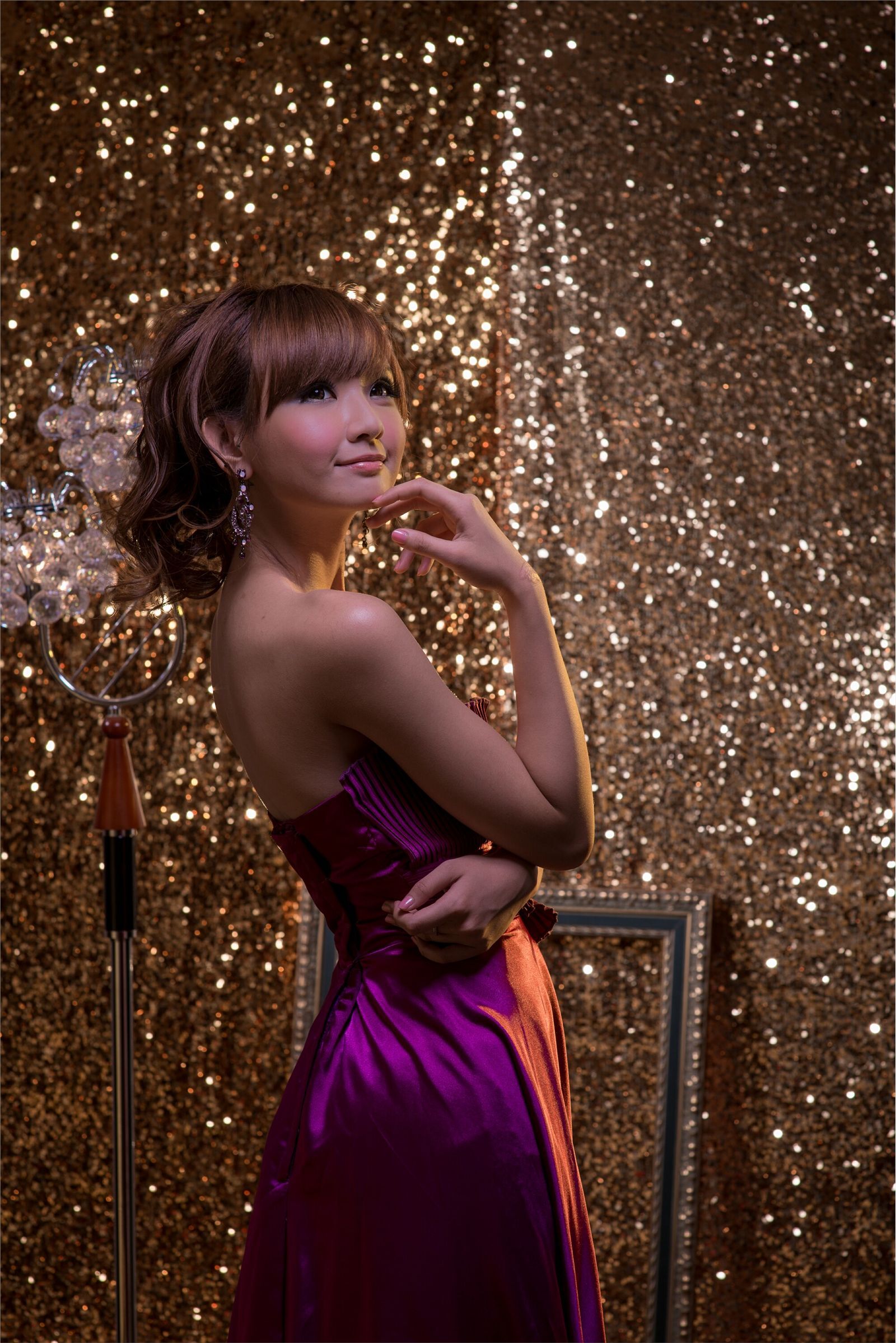 花現台北 八月花神小安 Mini 棚拍 MSI超頻大賽 搞清美女图片