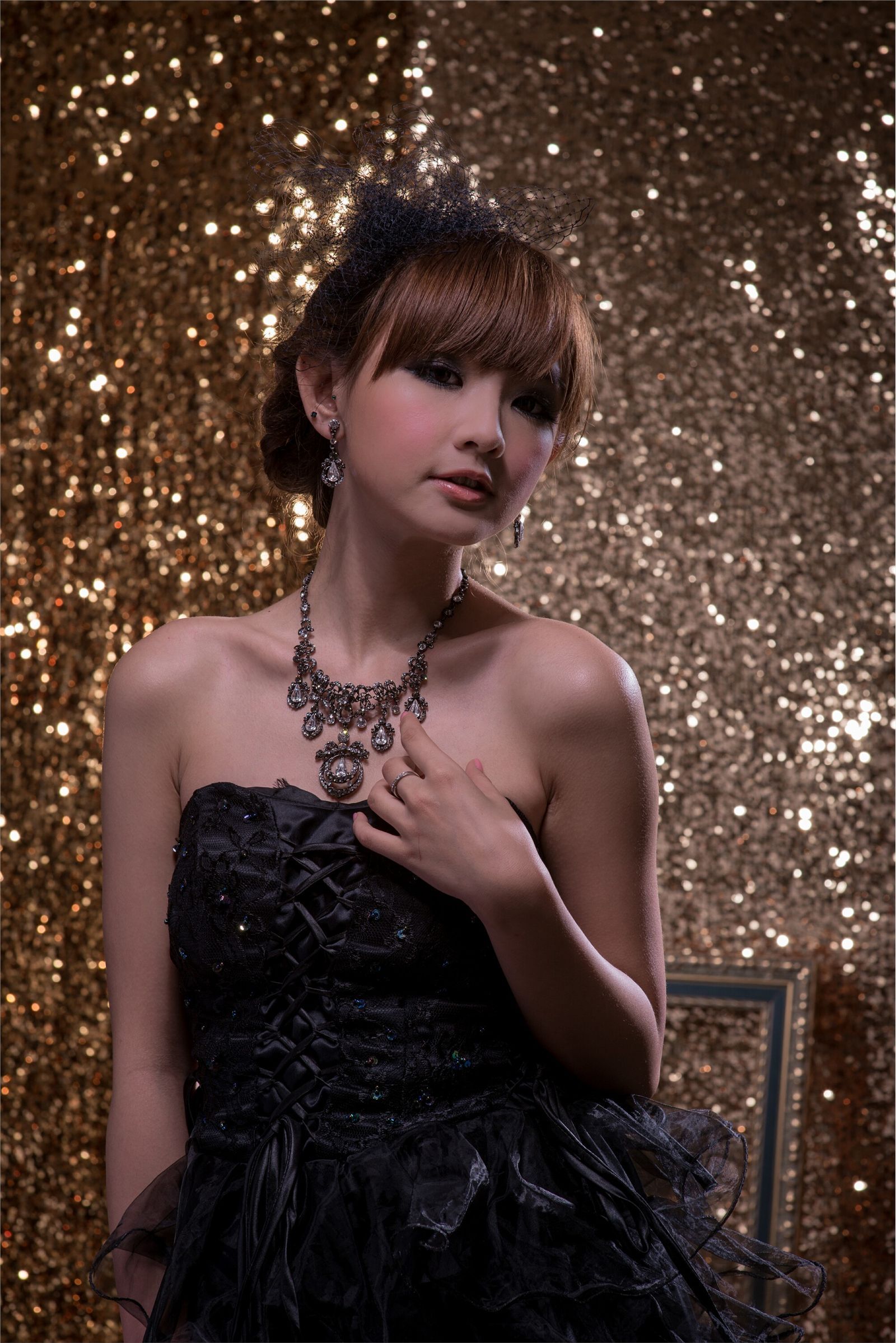 花現台北 八月花神小安 Mini 棚拍 MSI超頻大賽 搞清美女图片