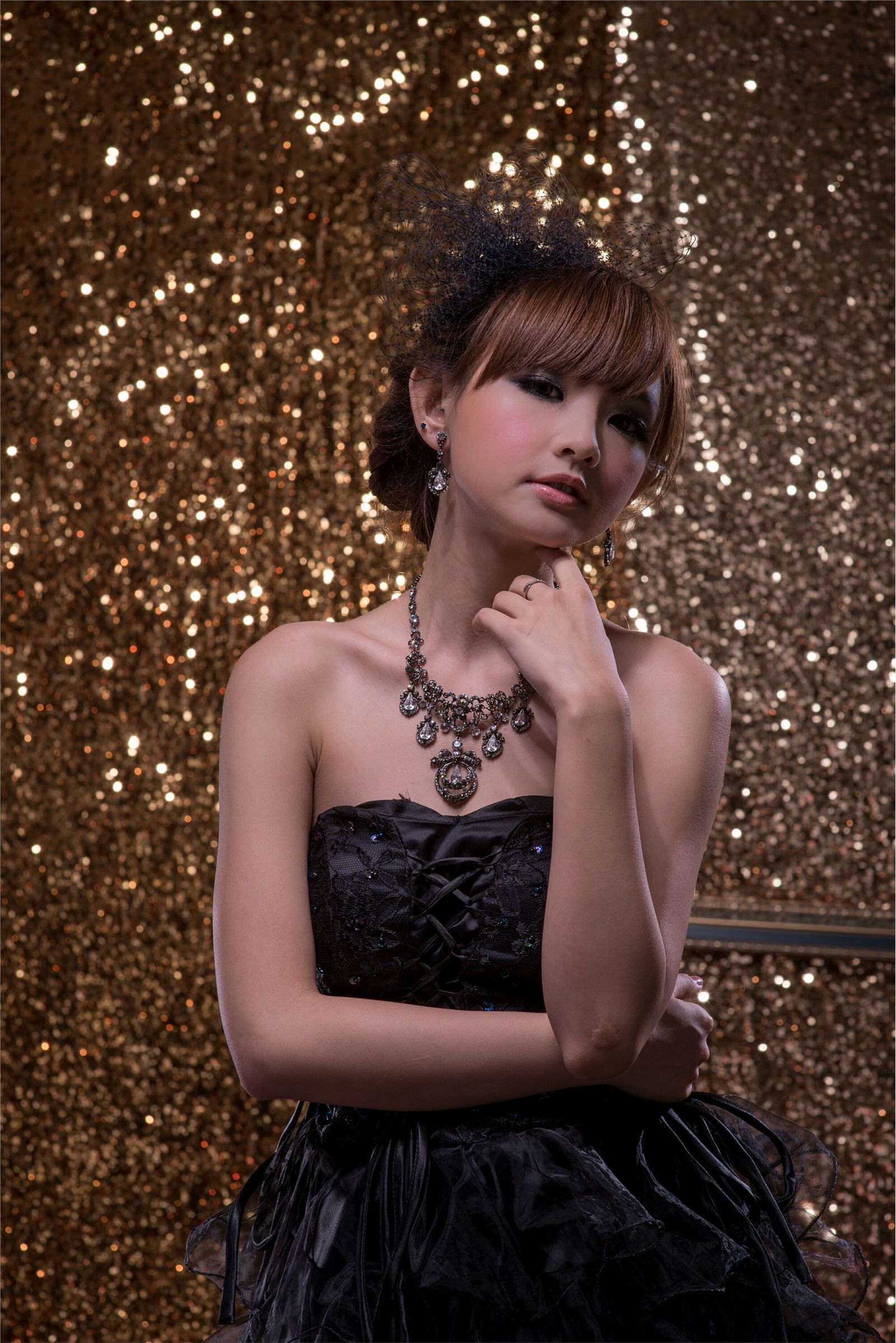 花現台北 八月花神小安 Mini 棚拍 MSI超頻大賽 搞清美女图片