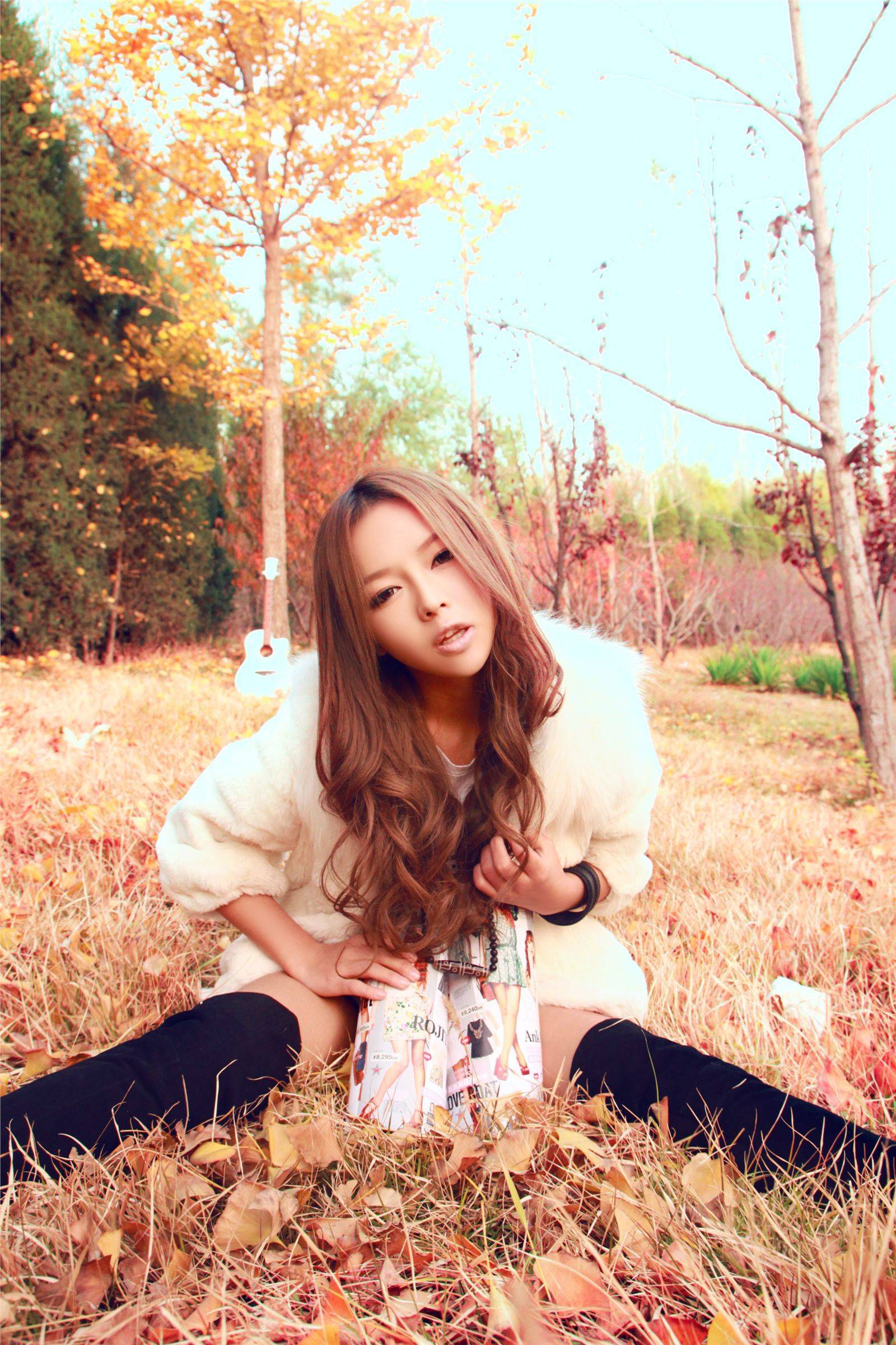 90后大眼美女 裴紫绮11月初冬写真