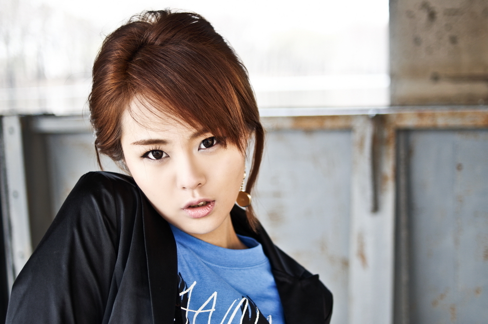 水库花园树林模特奇奇