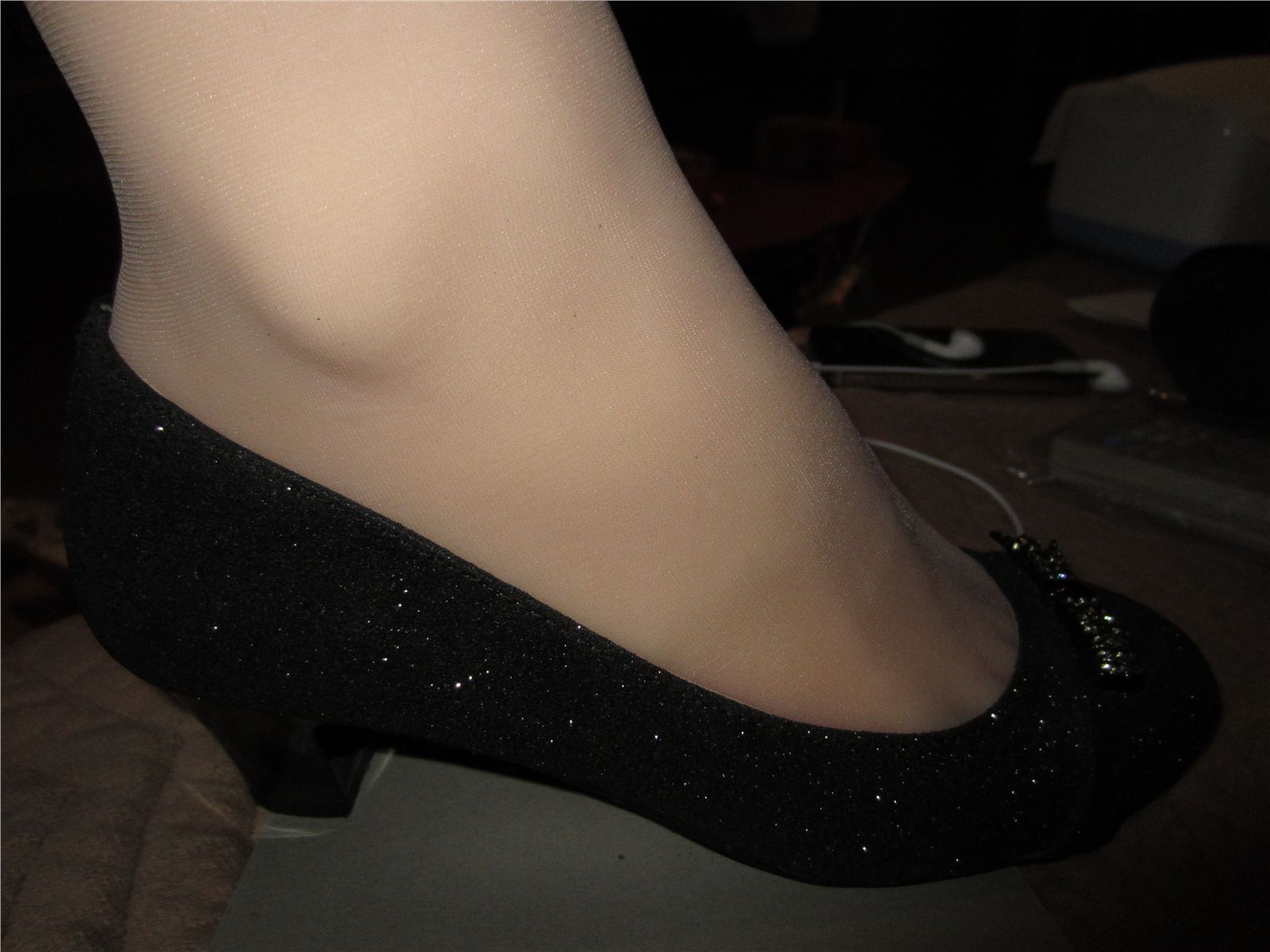 充气娃娃丝足特写 性感美女图片写真