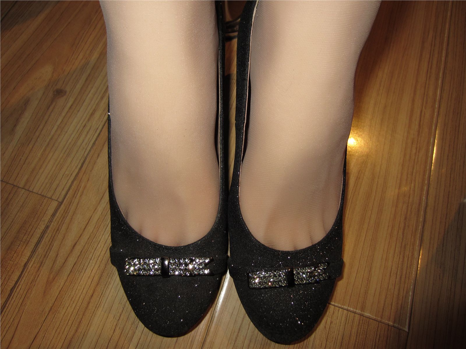 充气娃娃丝足特写 性感美女图片写真