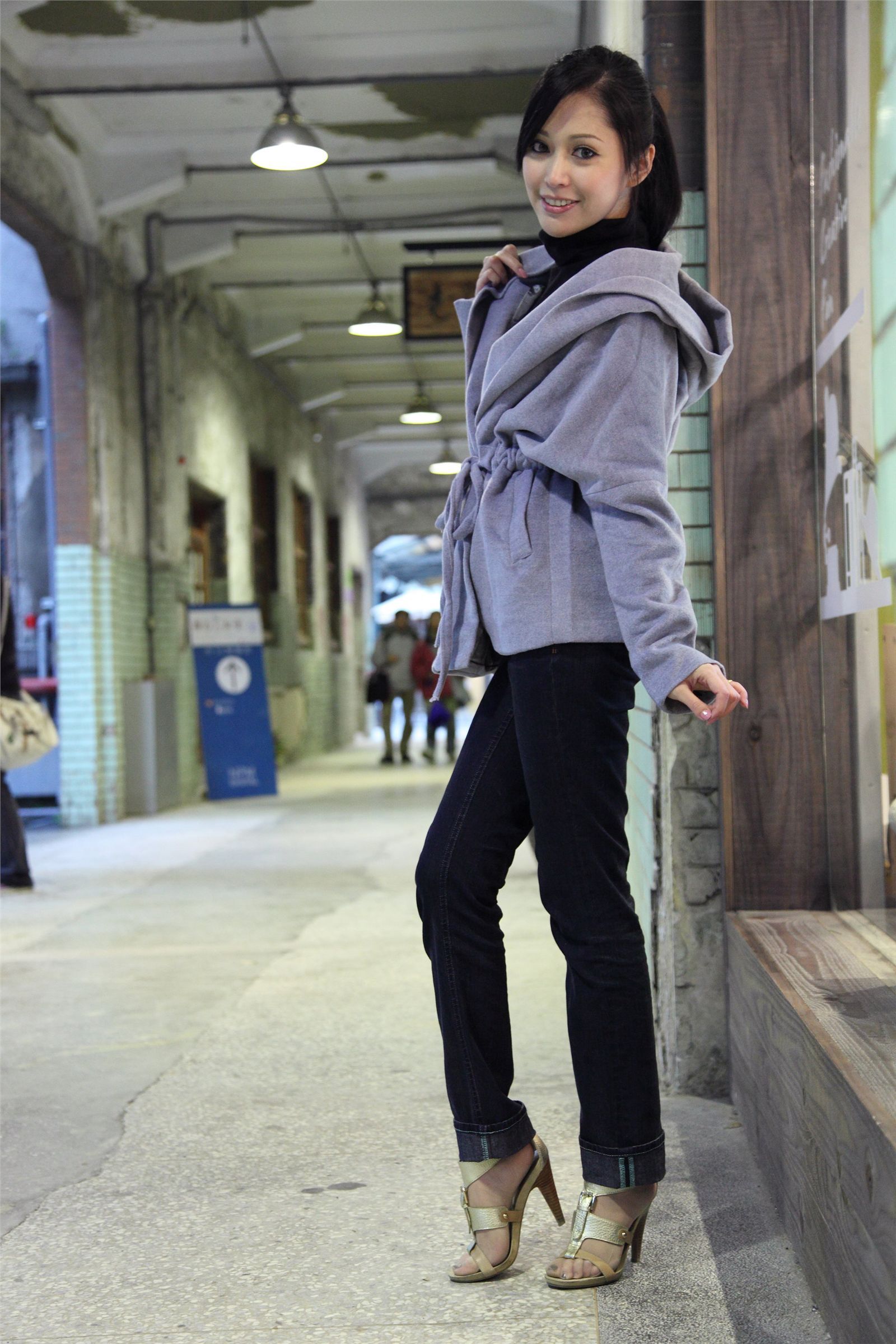 2011恬小魚 華山拍摄 高清美女图片