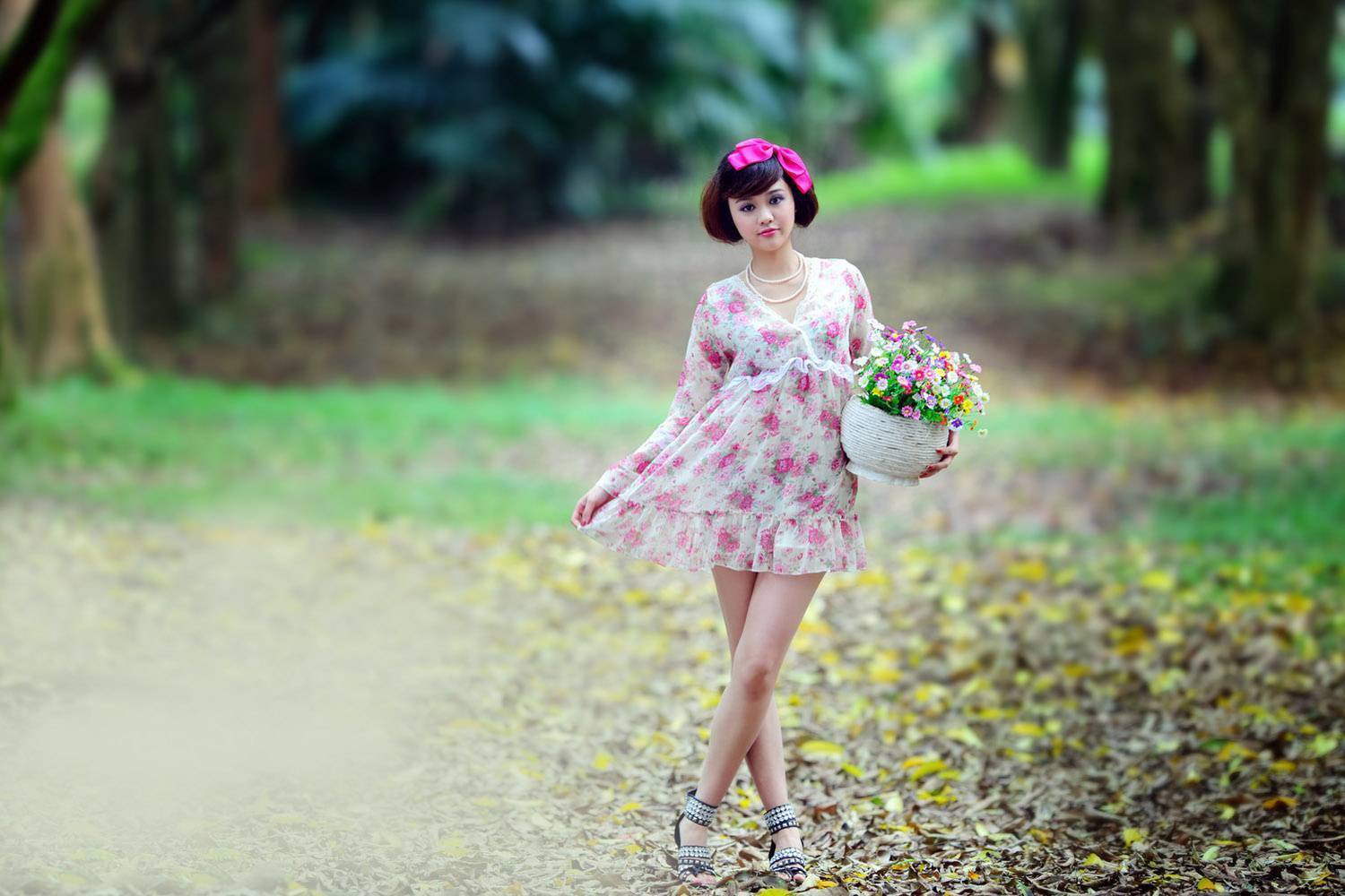 清新美女模特尹芝外拍 性感模特美女套图