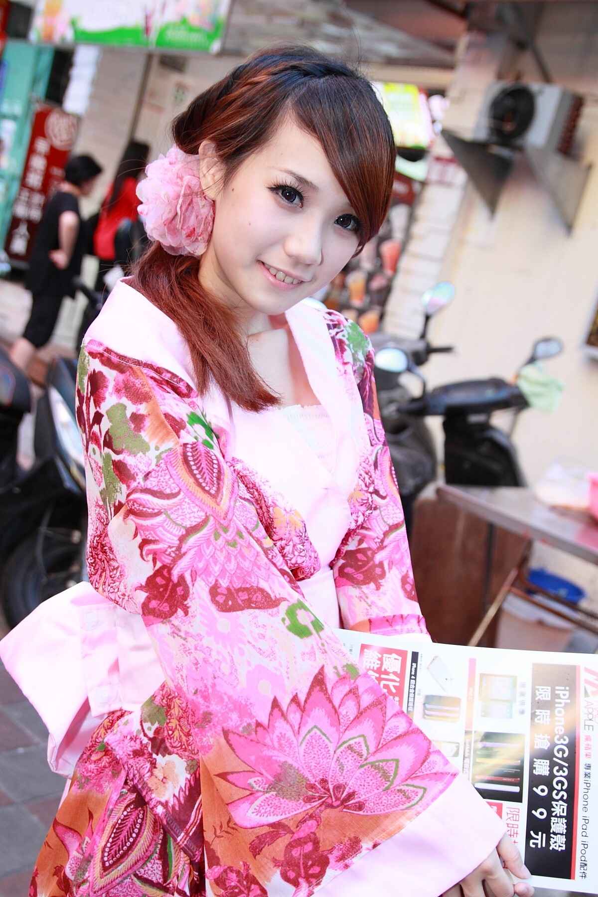 思薇爾吳亞馨 户外写真  展场模特套图