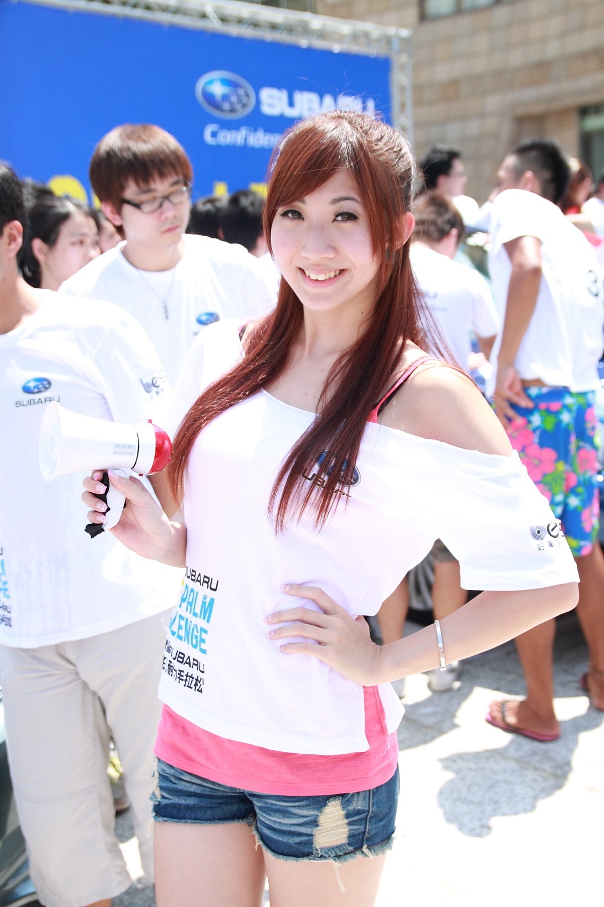 思薇爾吳亞馨 户外写真  展场模特套图