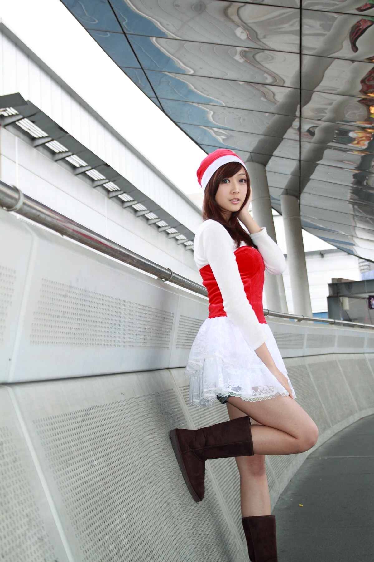 国产模特 甄妮外拍 in 信義區 高清美女外拍写真