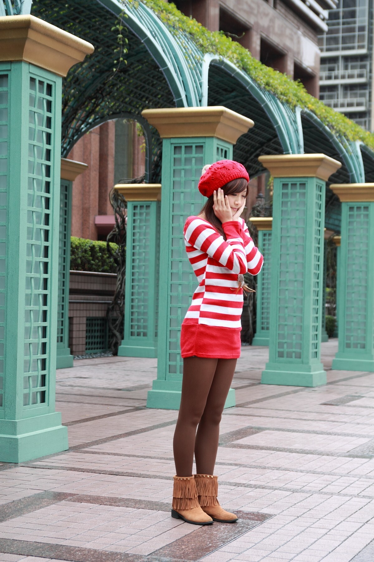 甄妮外拍　信義區 高清写真秀美女图片