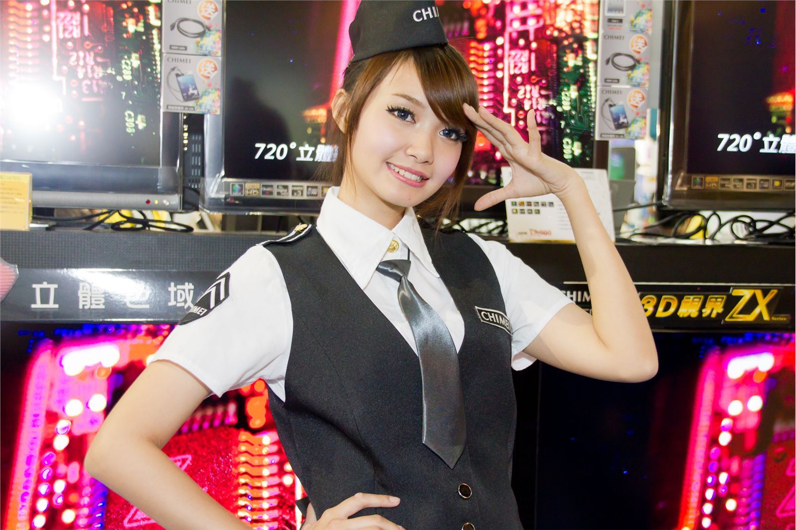 2011資訊月我只爱制服诱惑篇 高清国内美女套图