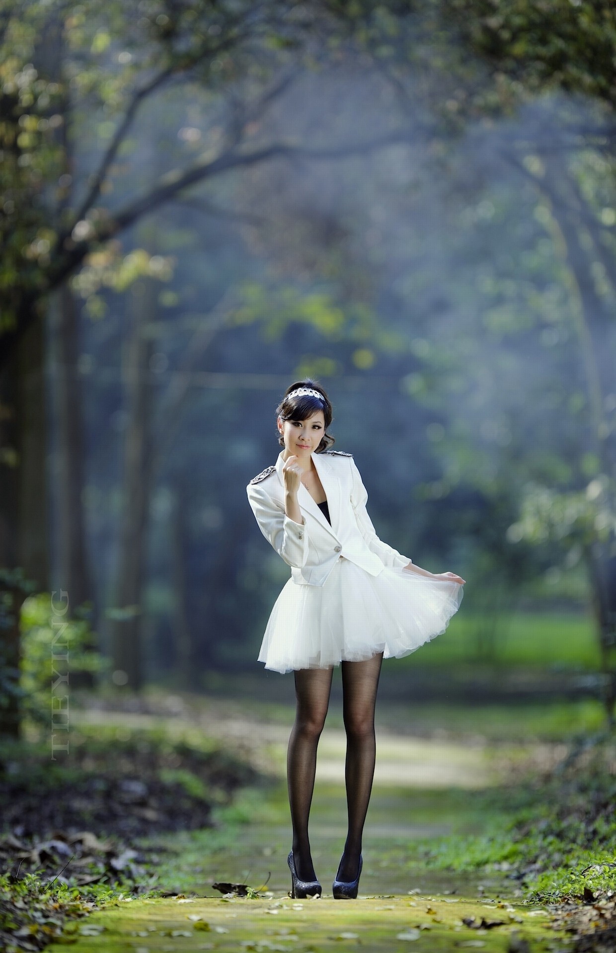 爱丽丝梦游仙境 高清美女写真套图 MM套图