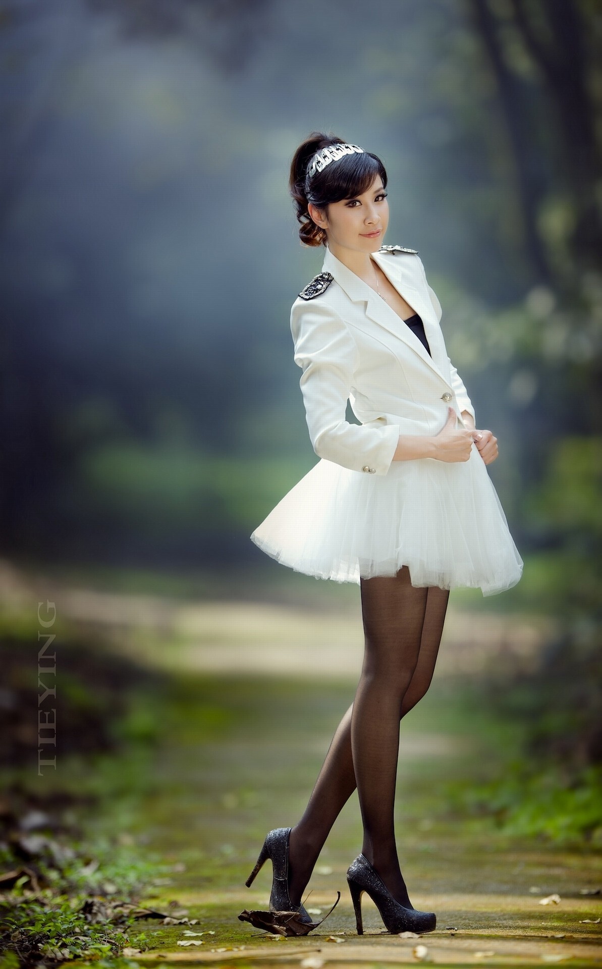 爱丽丝梦游仙境 高清美女写真套图 MM套图