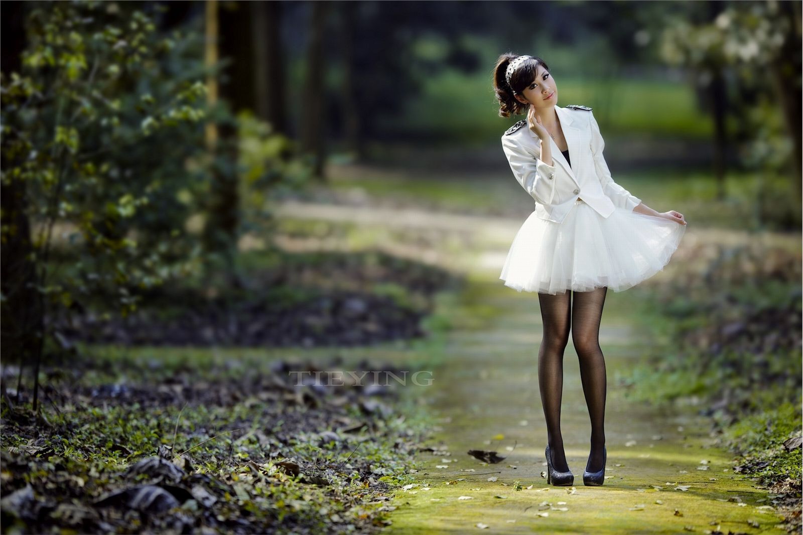 爱丽丝梦游仙境 高清美女写真套图 MM套图