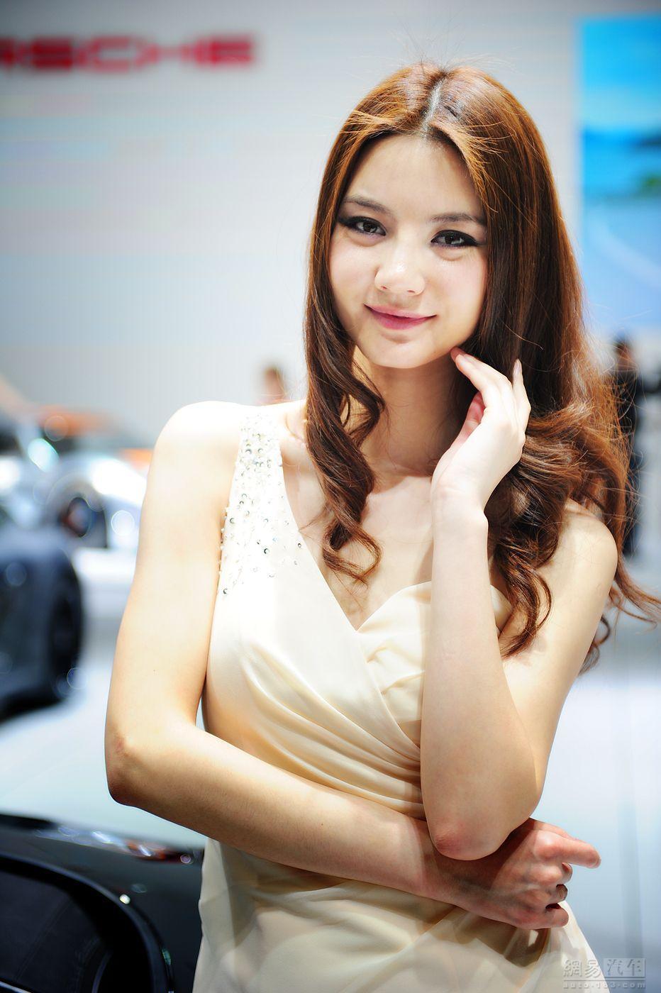 上海车展美女 高清车模图集