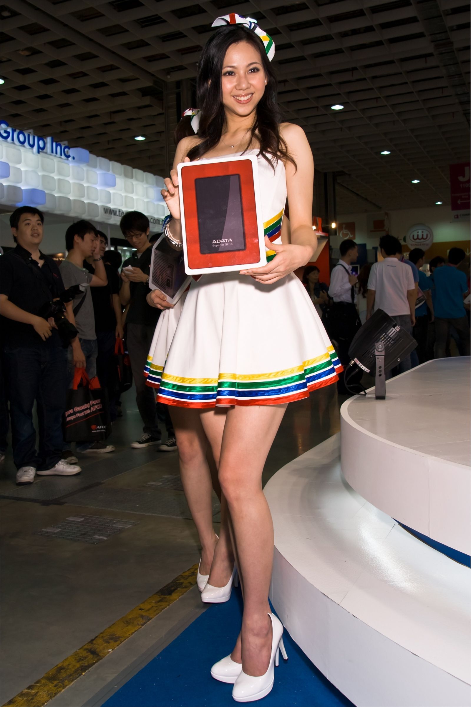 展場2011 台北國際電腦展 展场美女套图 美腿模特套图