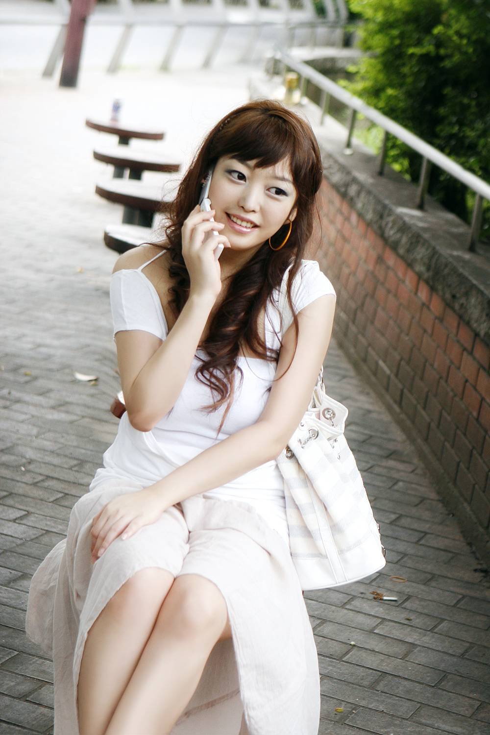 风俗娘最新套图 (4) 韩国媚娘系列最新套图飞速打包下载 可在线浏览