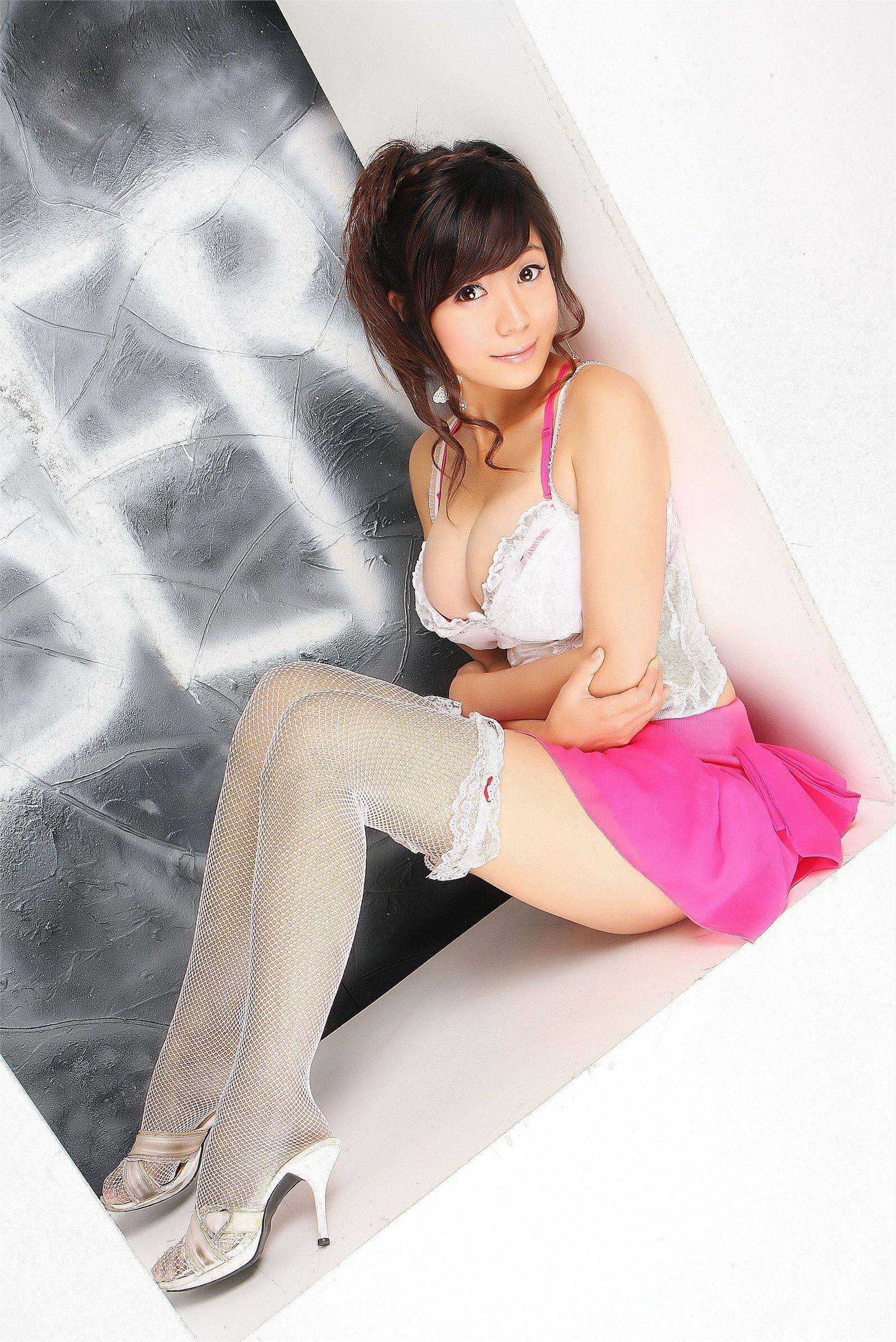 风俗娘最新套图打包下载 网络最全套图