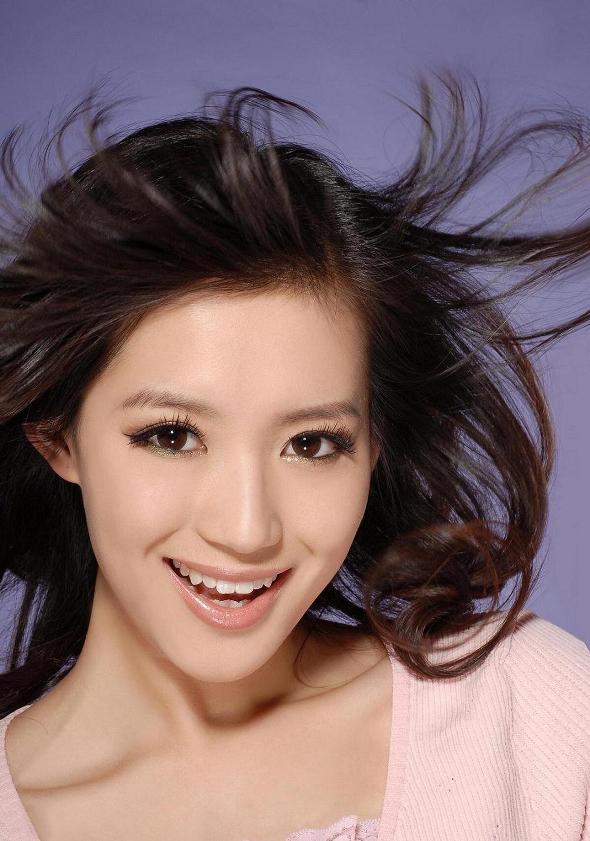 高清美女　张嫣苏青　红与白超高清大图